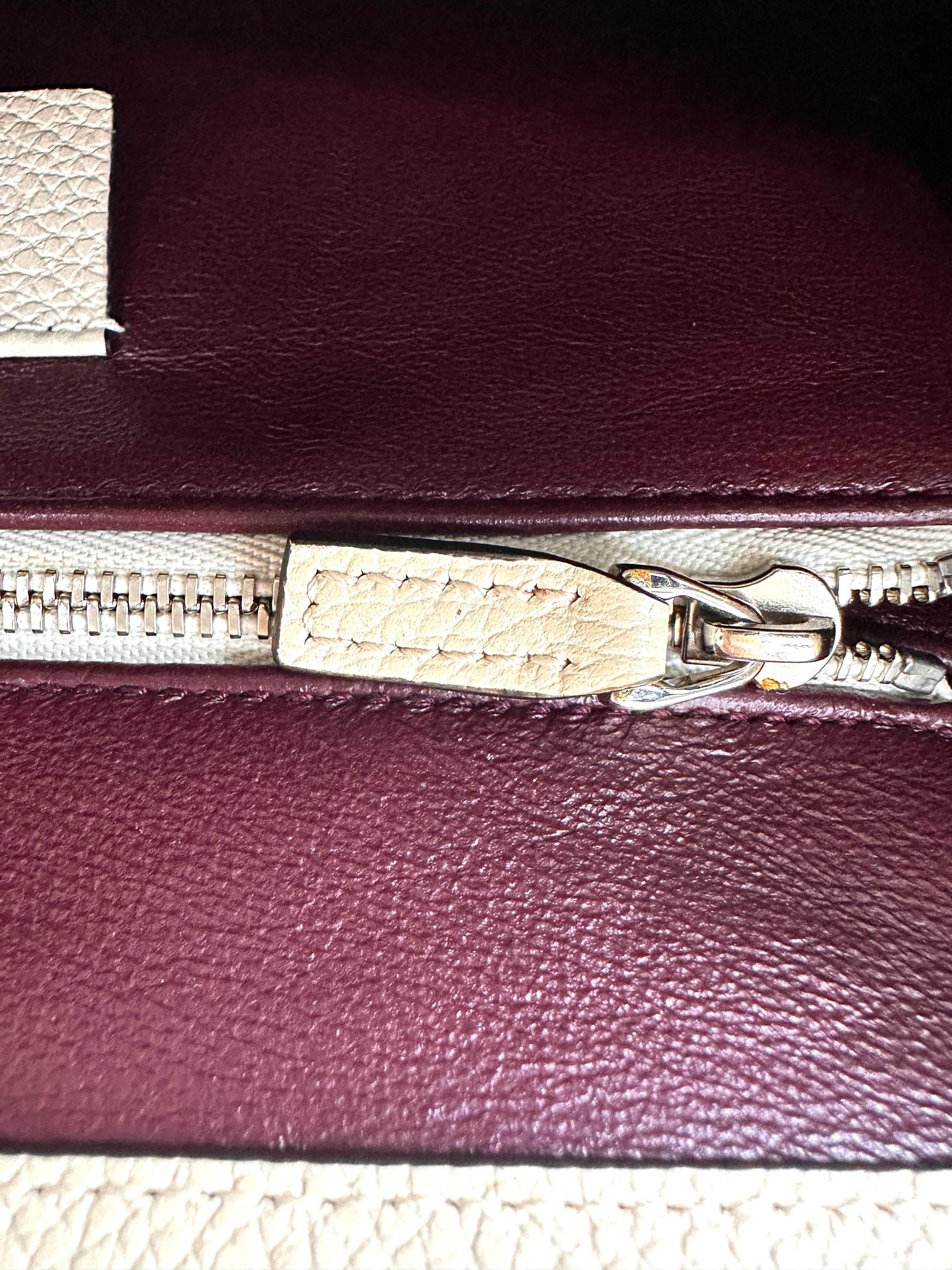 Gucci Zumi White Leather Handle Bag GG1013