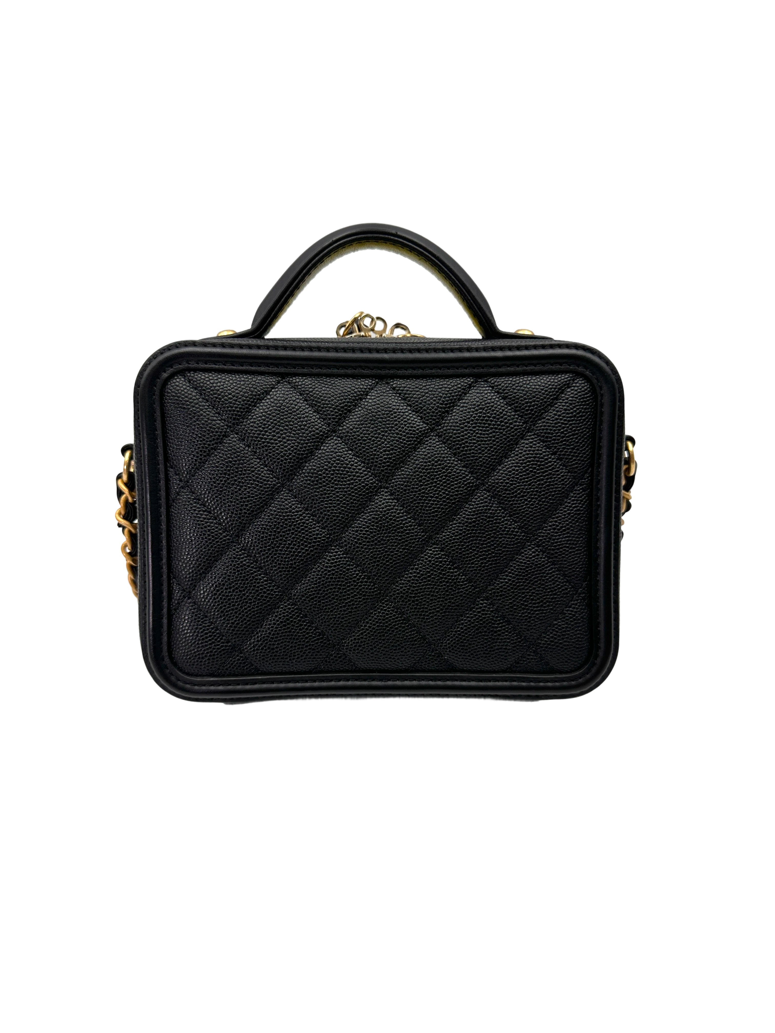 Chanel CC Filigree Navy Quilted Leather Small Size Vanity Case(25***04) IRIS226