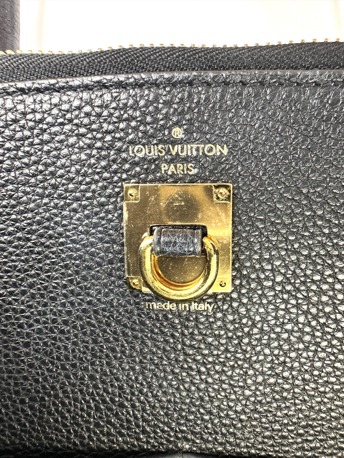 Louis Vuitton City Steamer Black Grained Leather Handle Bag LV2761-1