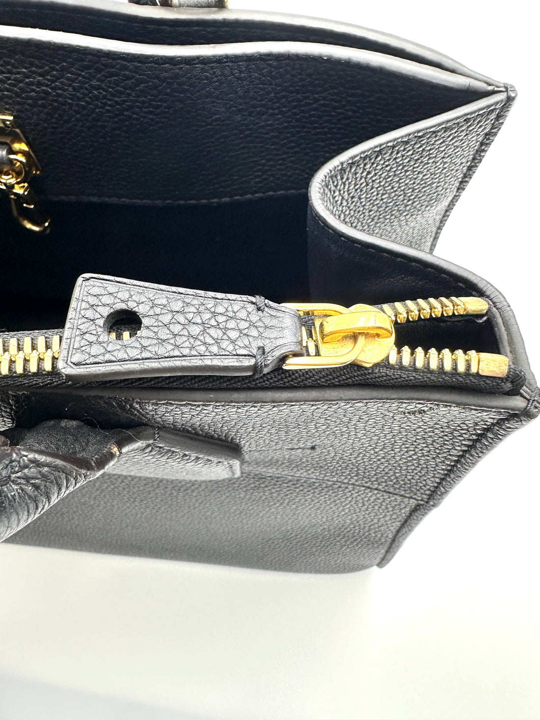 Louis Vuitton City Steamer Black Grained Leather Handle Bag LV2761-1
