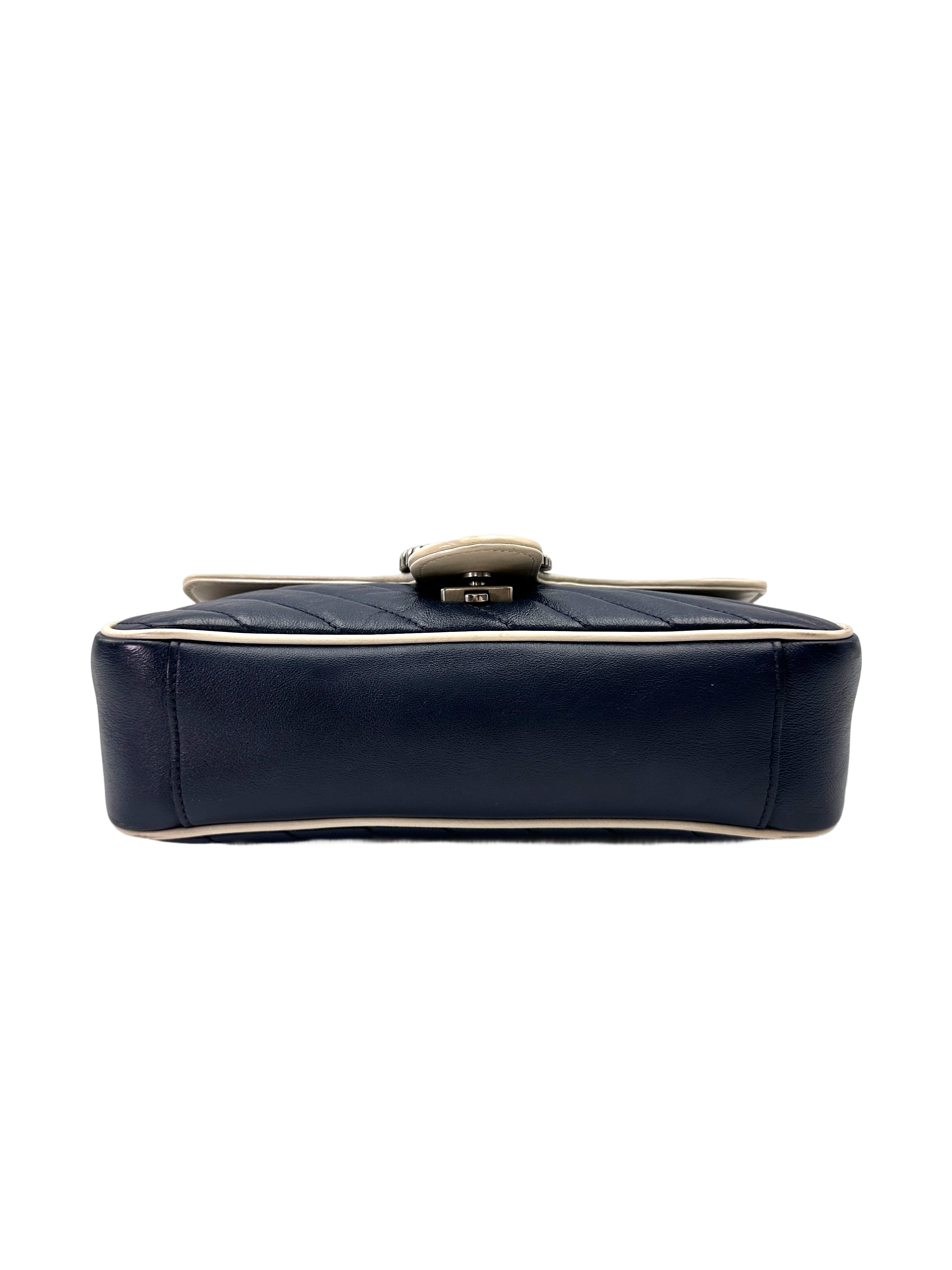 Gucci GG Marmont Blue/White Matelasse Leather Shoulder Bag GG1024