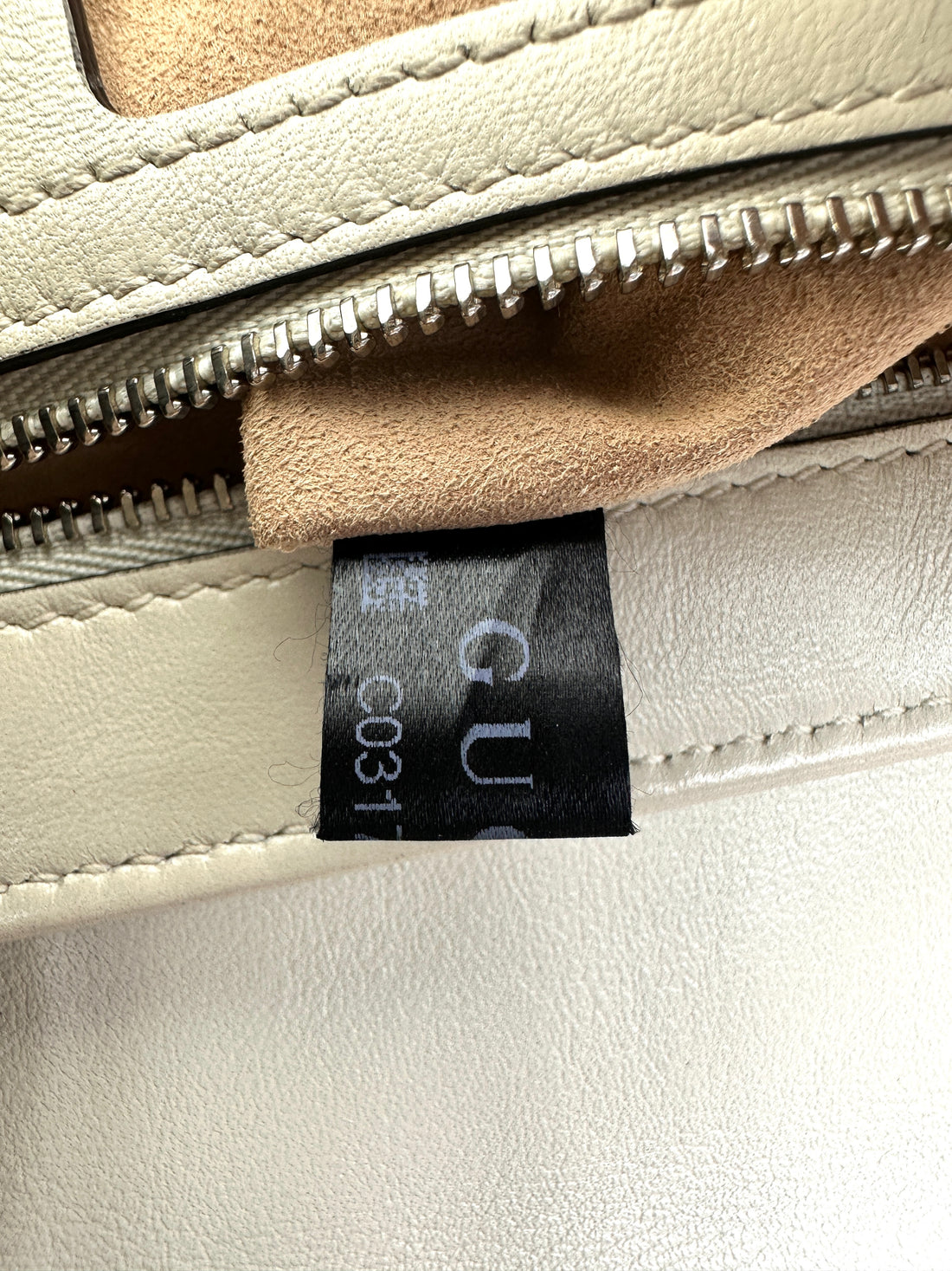 Gucci GG Marmont Blue/White Matelasse Leather Shoulder Bag GG1024