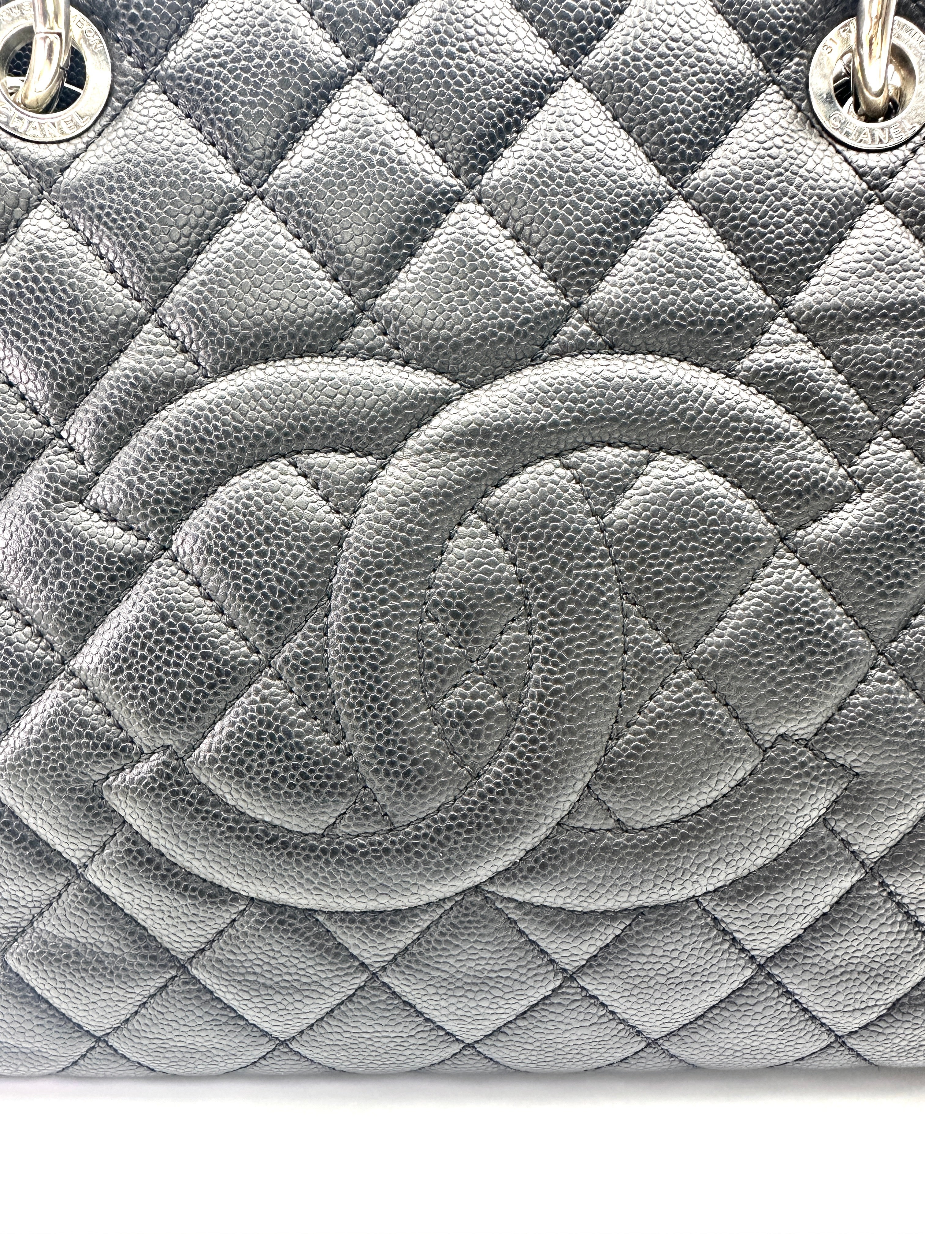 Chanel GST Black Quilted Leather Handle Bag(18***17) CC1982