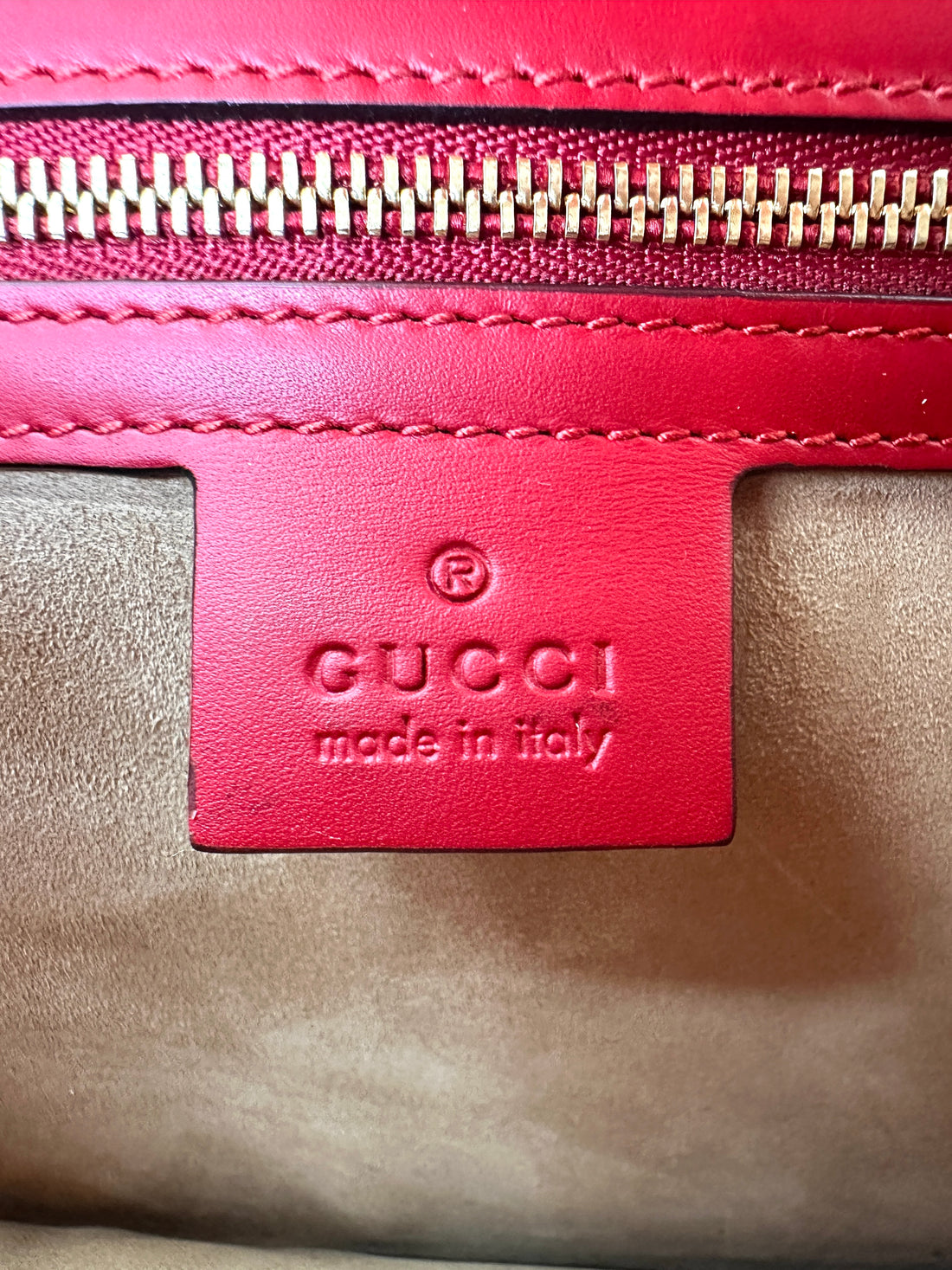 Gucci Sylvie Red Leather Medium Size Shoulder Bag GG1038