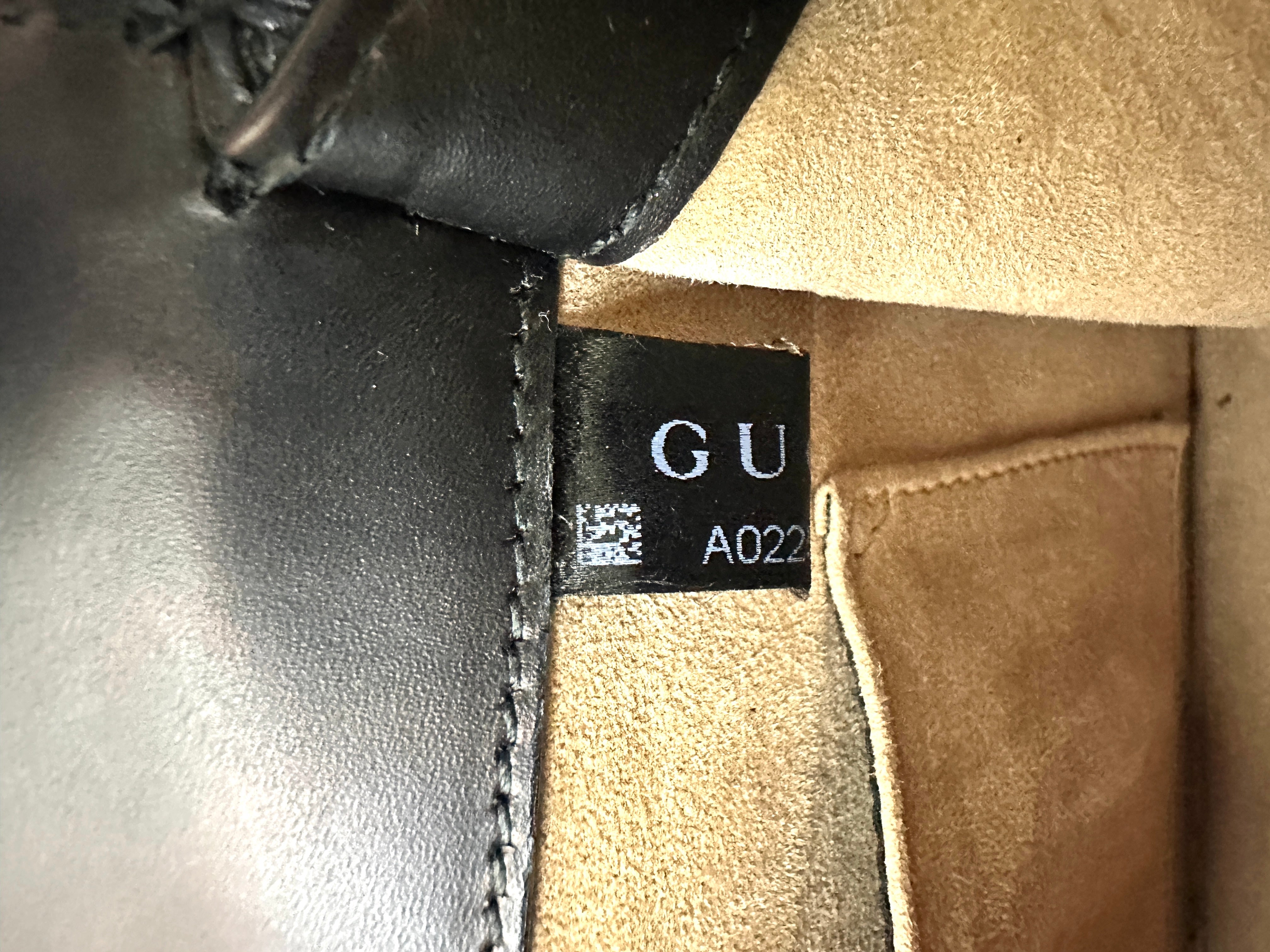 Gucci Sylvie Black Leather Small Size Shoulder Bag With Gold Butterfly & Lion Head Hardware GG1041