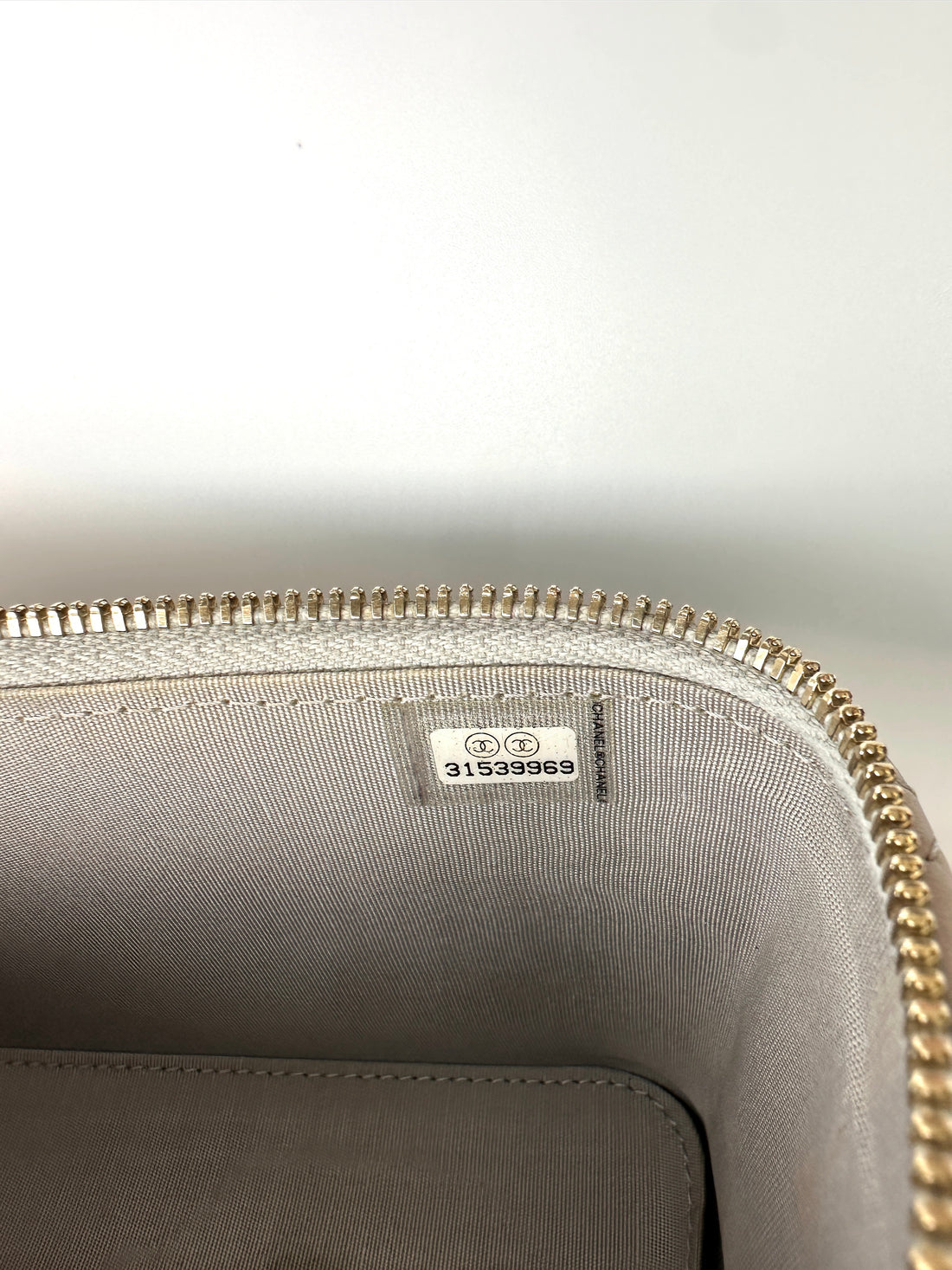 Chanel Grey Quilted Lambskin Vanity Case(31***69) CC1988