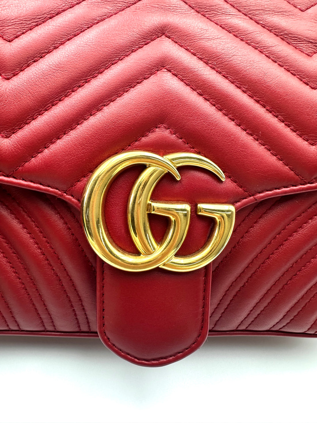 Gucci GG Marmont Red Matelasse Leather Medium Size Shoulder Bag GG1040