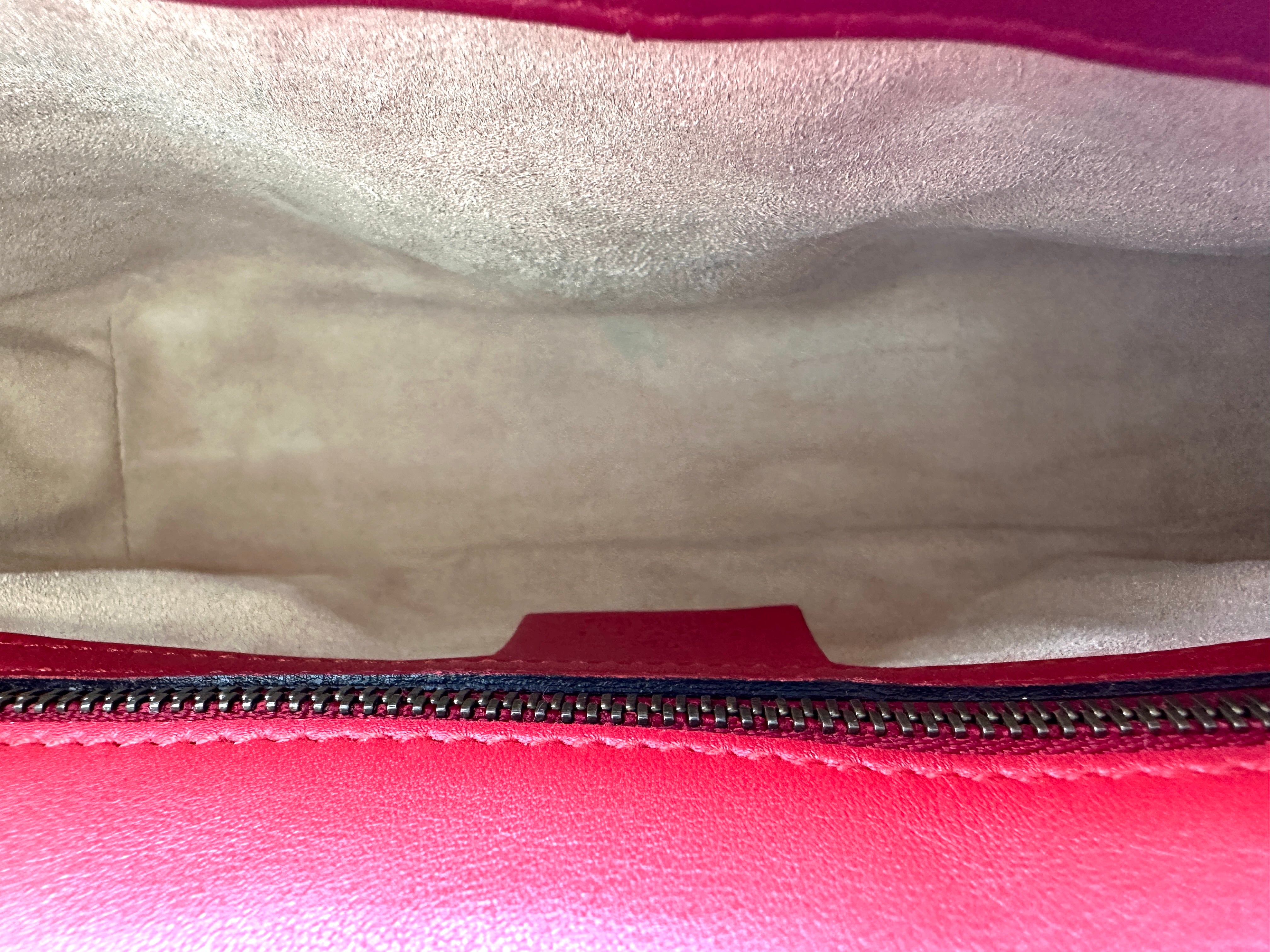 Gucci GG Marmont Red Matelasse Leather Medium Size Shoulder Bag GG1040