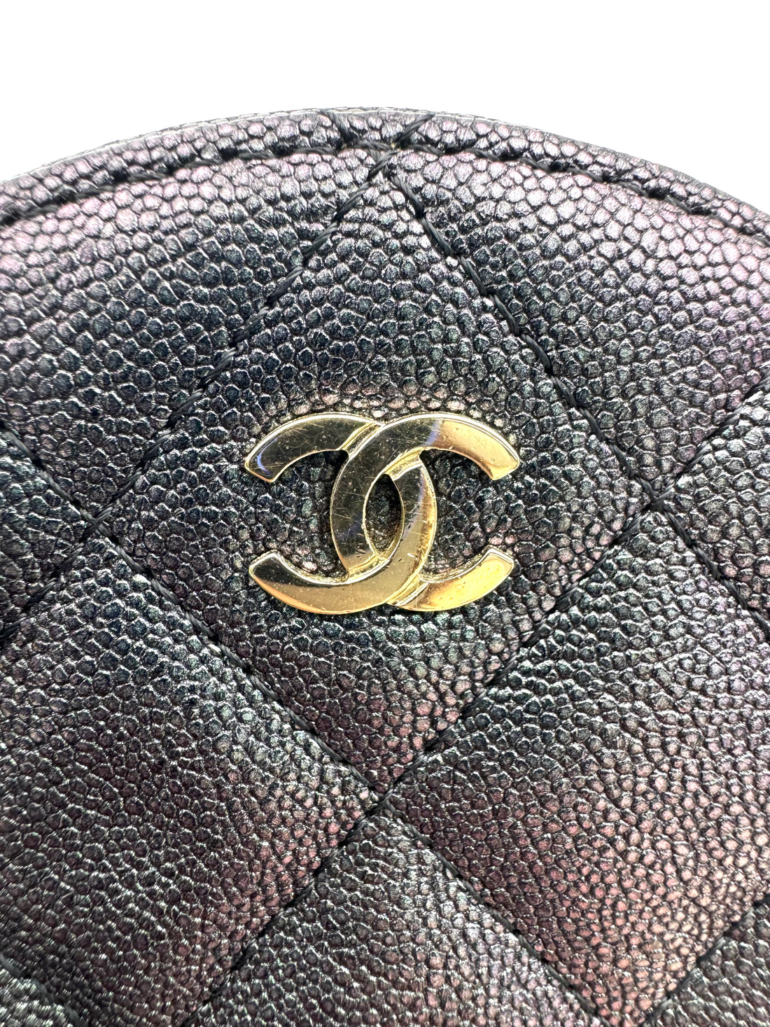 Chanel ClassicIridescent Black Quilted Round Clutch(27***97) CC1990