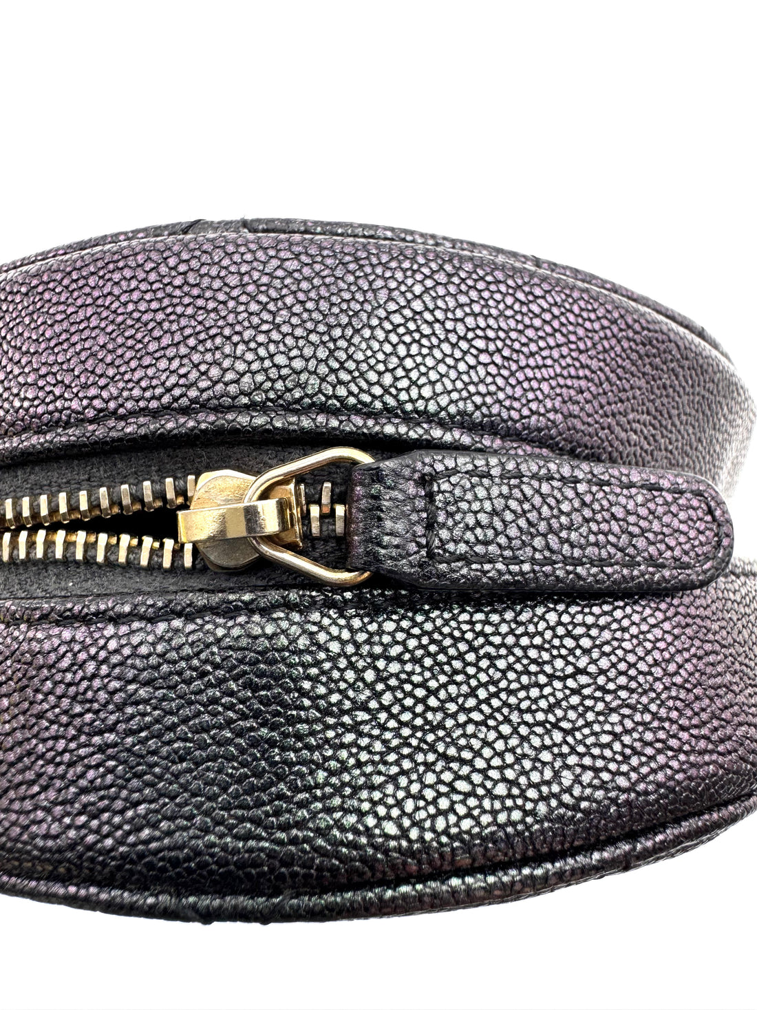 Chanel ClassicIridescent Black Quilted Round Clutch(27***97) CC1990