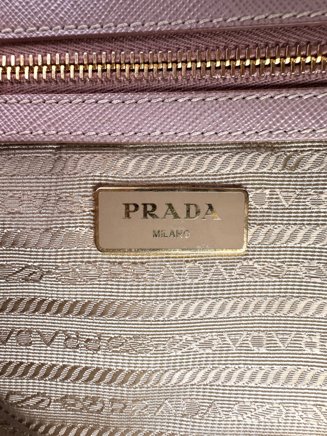 Prada Galleria Pink Saffiano Leather Small Size Handle Bag PR357