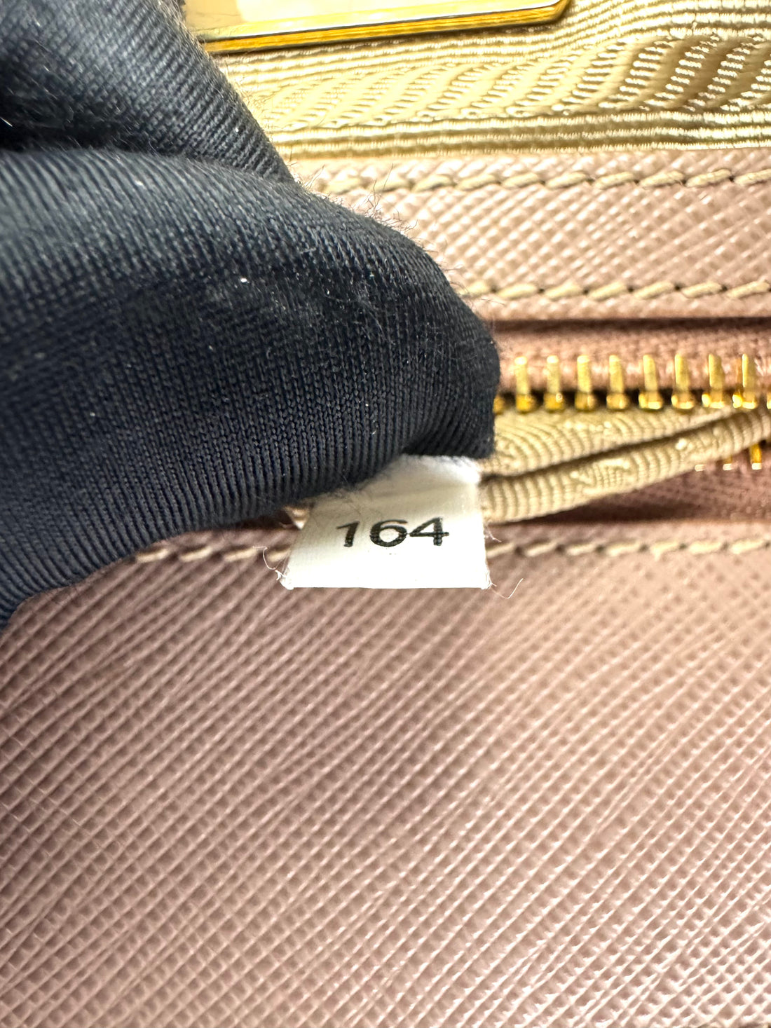 Prada Galleria Pink Saffiano Leather Small Size Handle Bag PR357