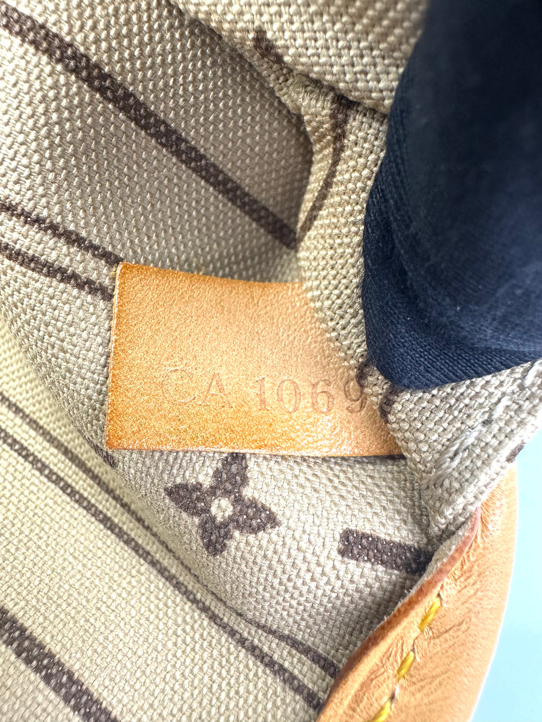 Louis Vuitton Neverfull MM Monogram Canvas Handle Bag LV2787