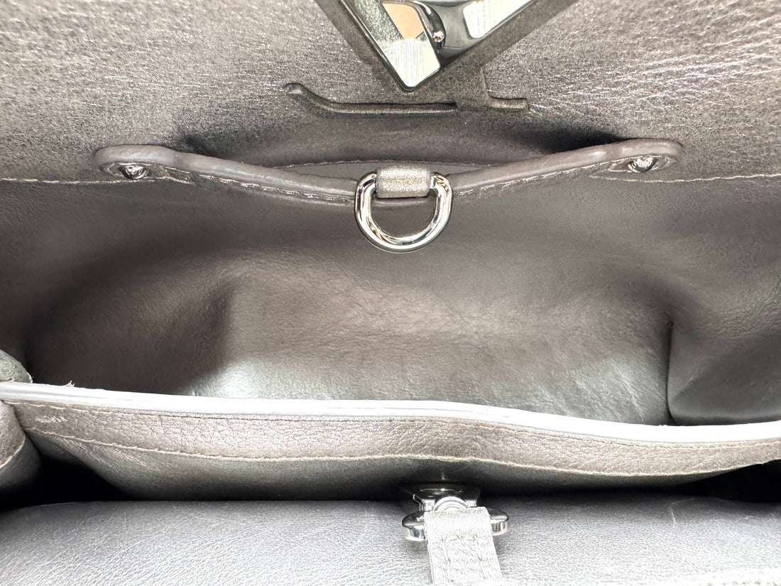 Louis Vuitton Capucines Grey Leather Handle Bag LV2780