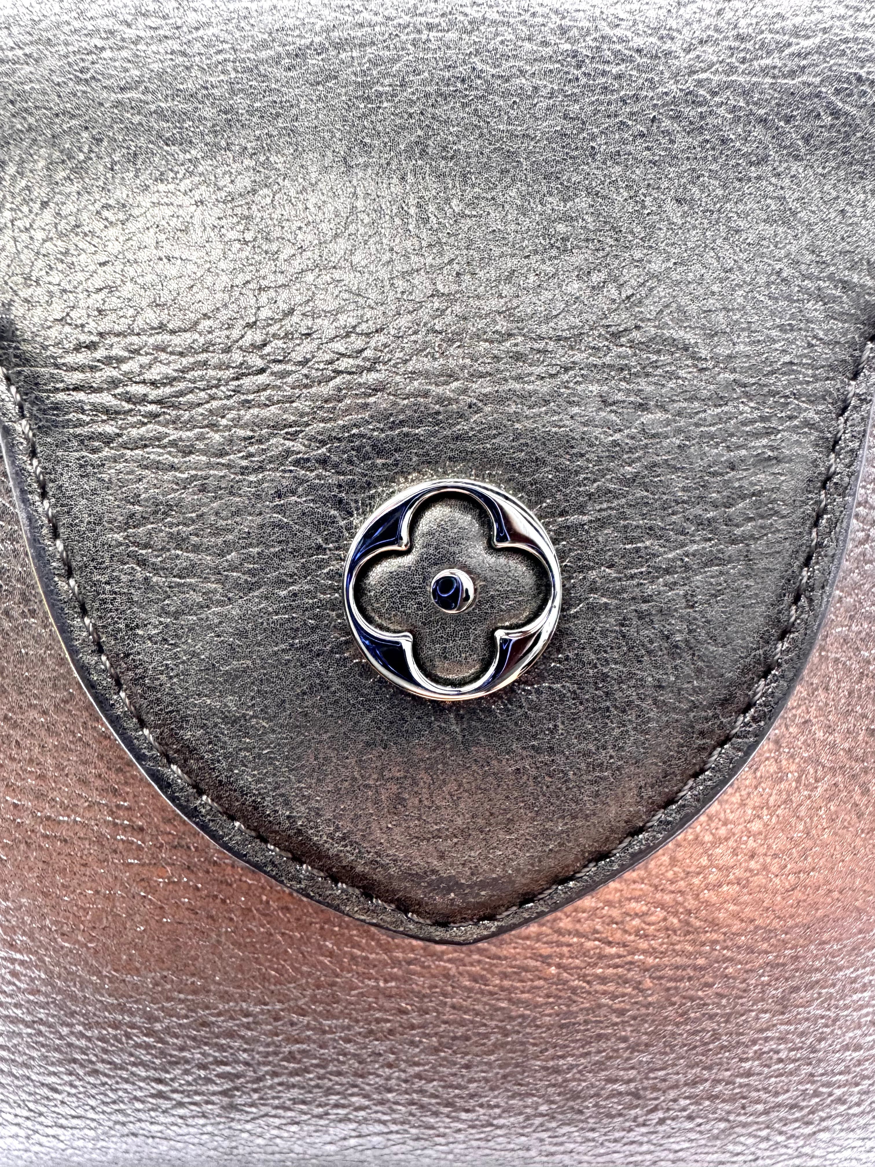 Louis Vuitton Capucines Grey Leather Handle Bag LV2780