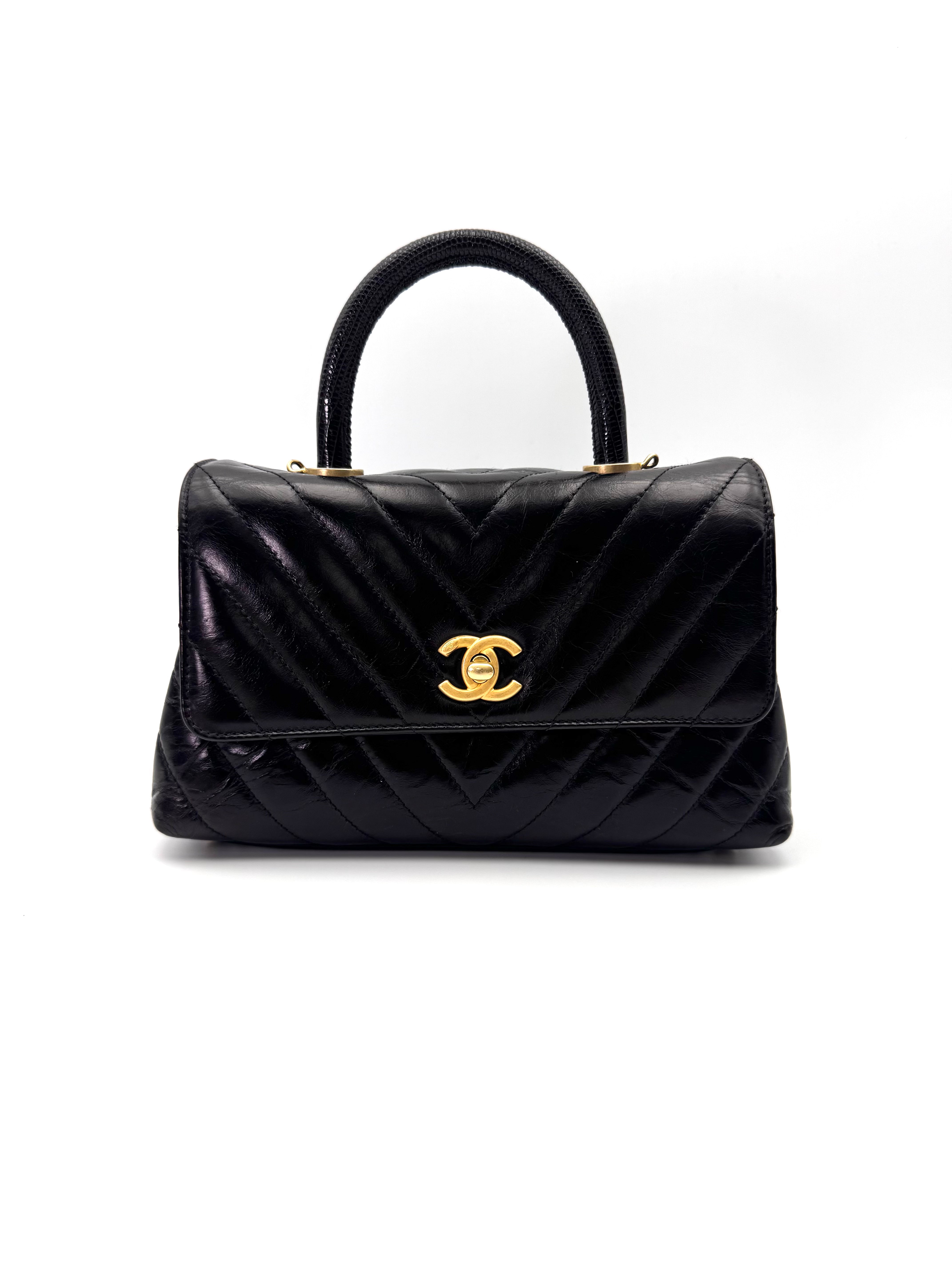 Chanel CoCo Handle Black Chevron Quilted Calfskin Small Size Shoulder Bag(25***43) IRIS227