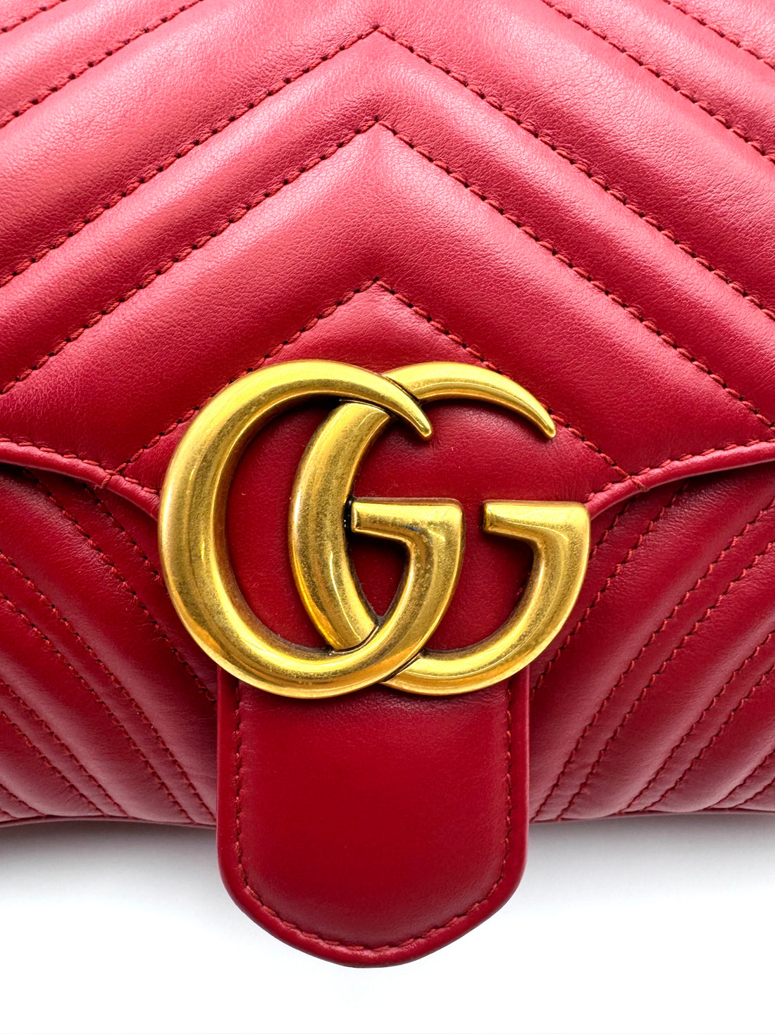 Gucci GG Marmont Red Matelasse Leather Shoulder Bag GG1048