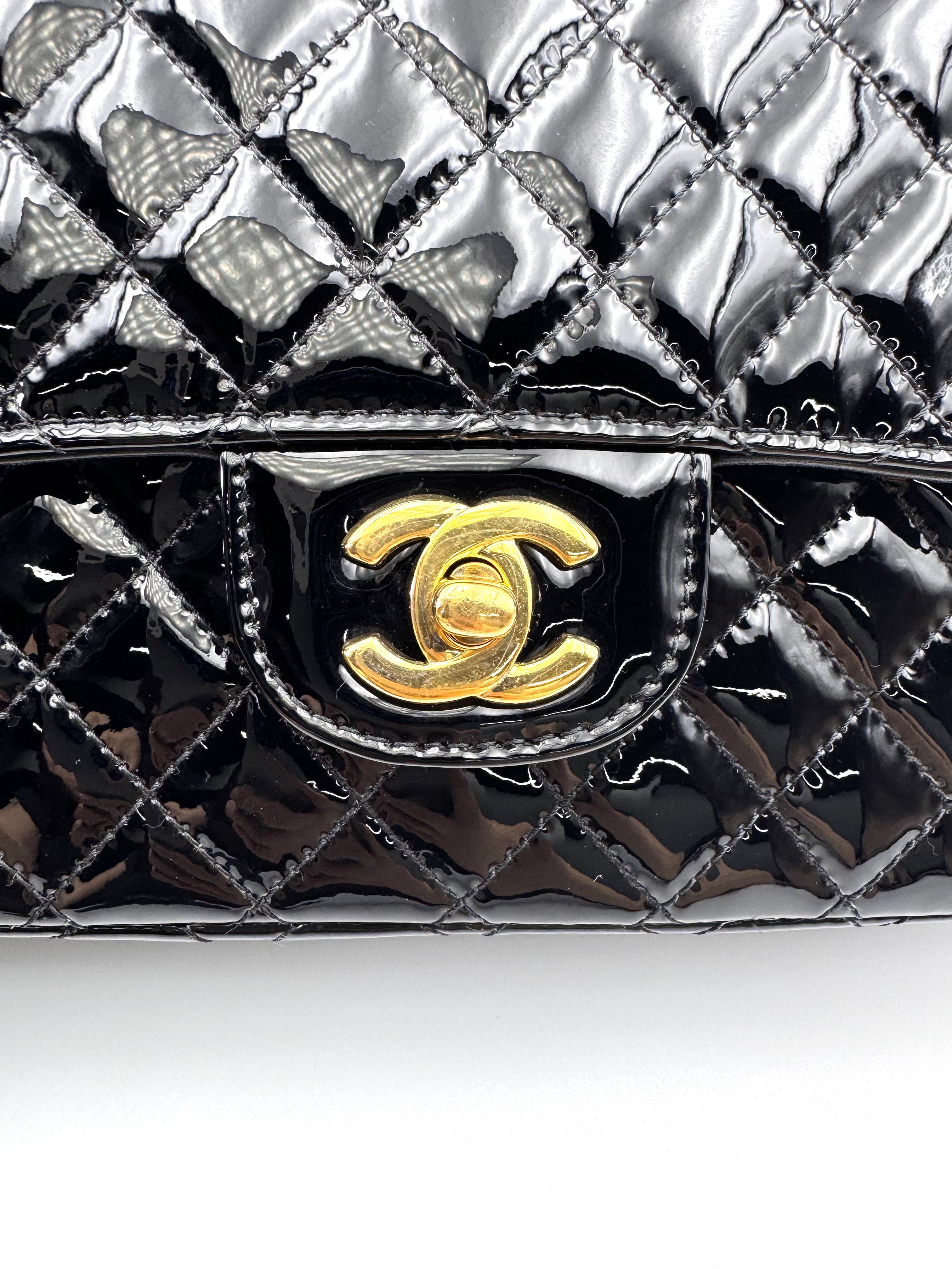 Chanel Classic Flap Black Quilted Patent Leather Medium Size Shoulder Bag With Valentine Charms(13***39) CC1992