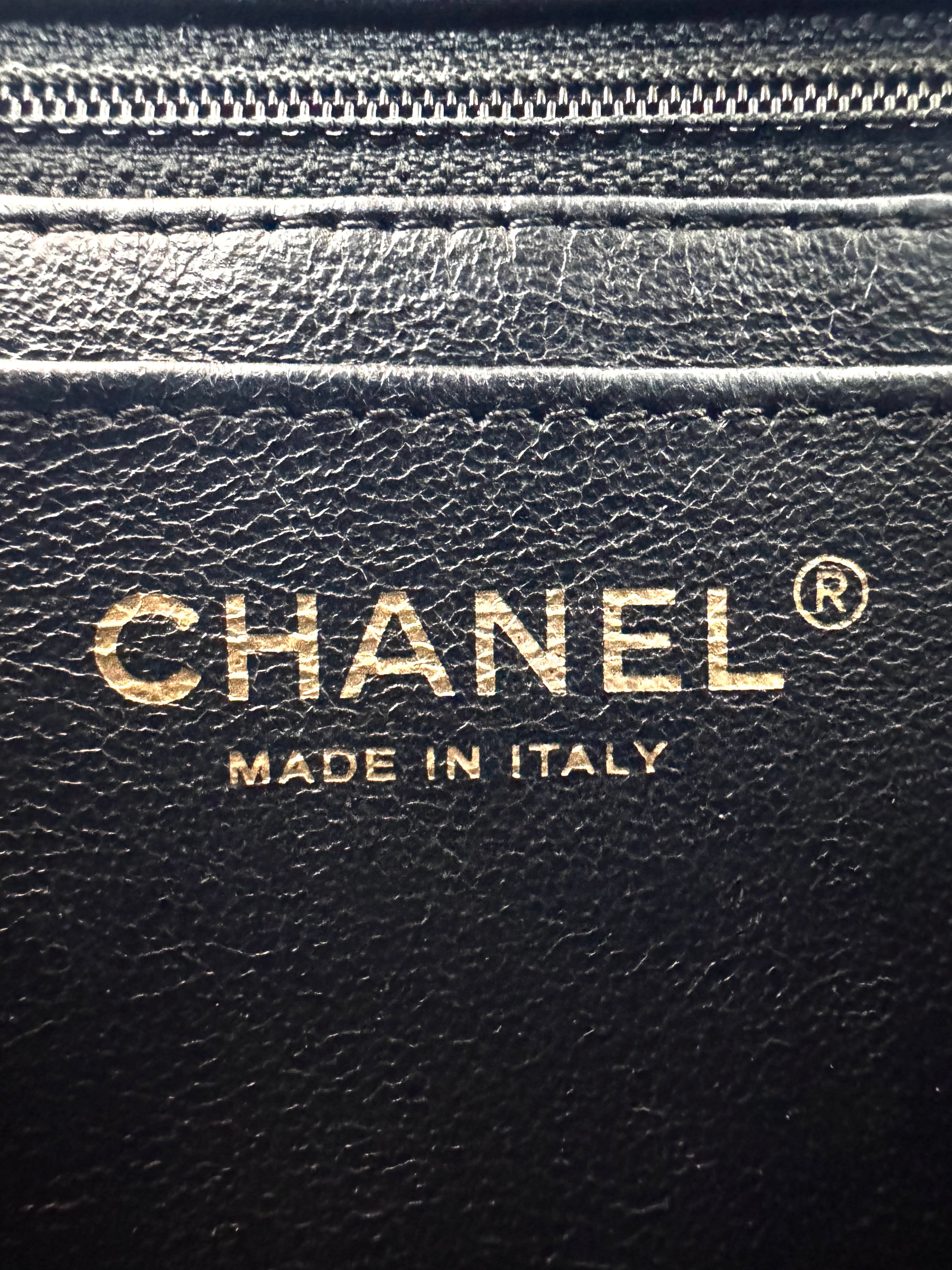 Chanel Classic Flap Black Chevron Quilted Leather Shoulder Bag With Gold Buckle(24***03) CC1993