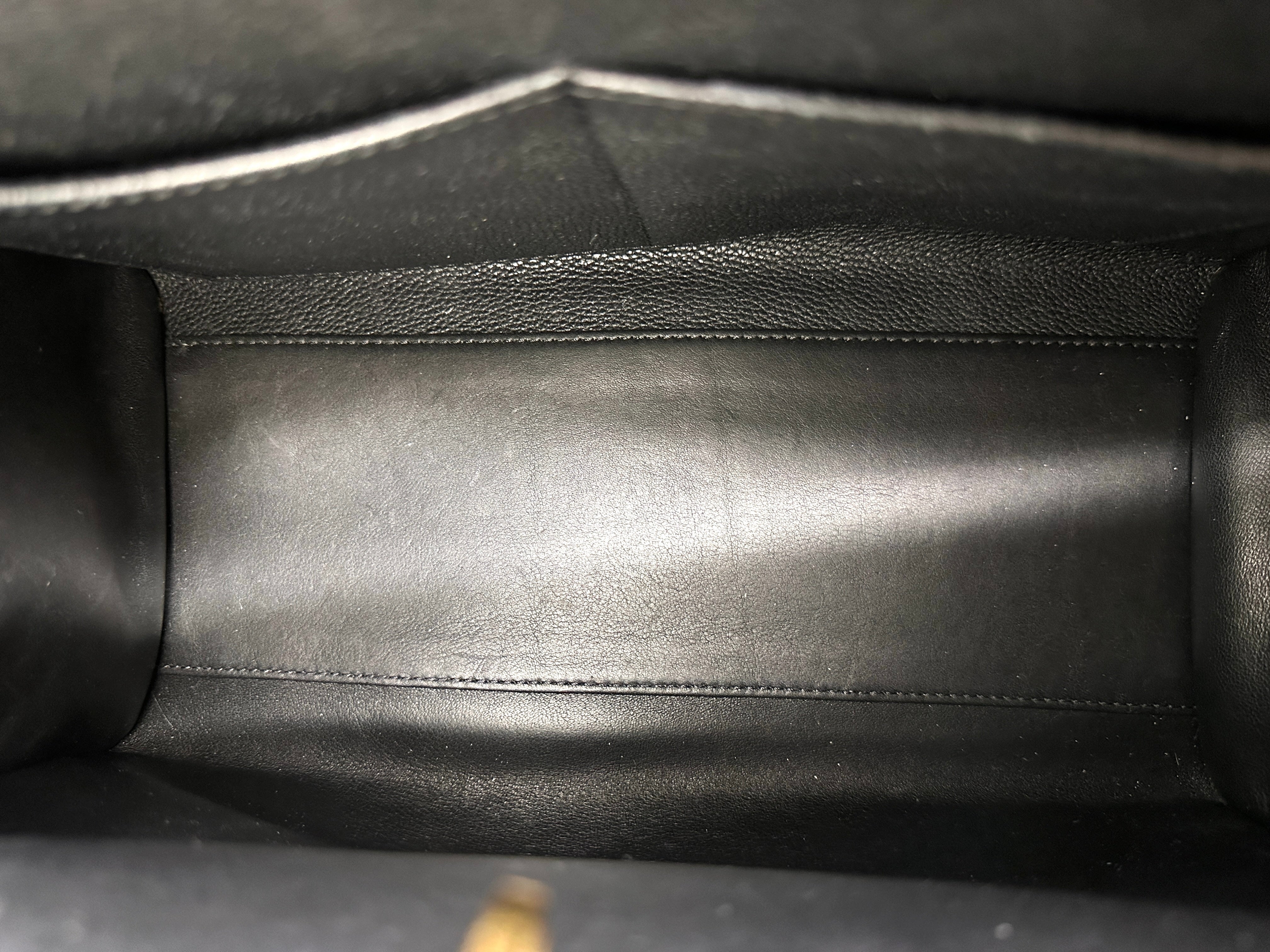 Louis Vuitton City Steamer Black Grained Leather Handle Bag LV2782
