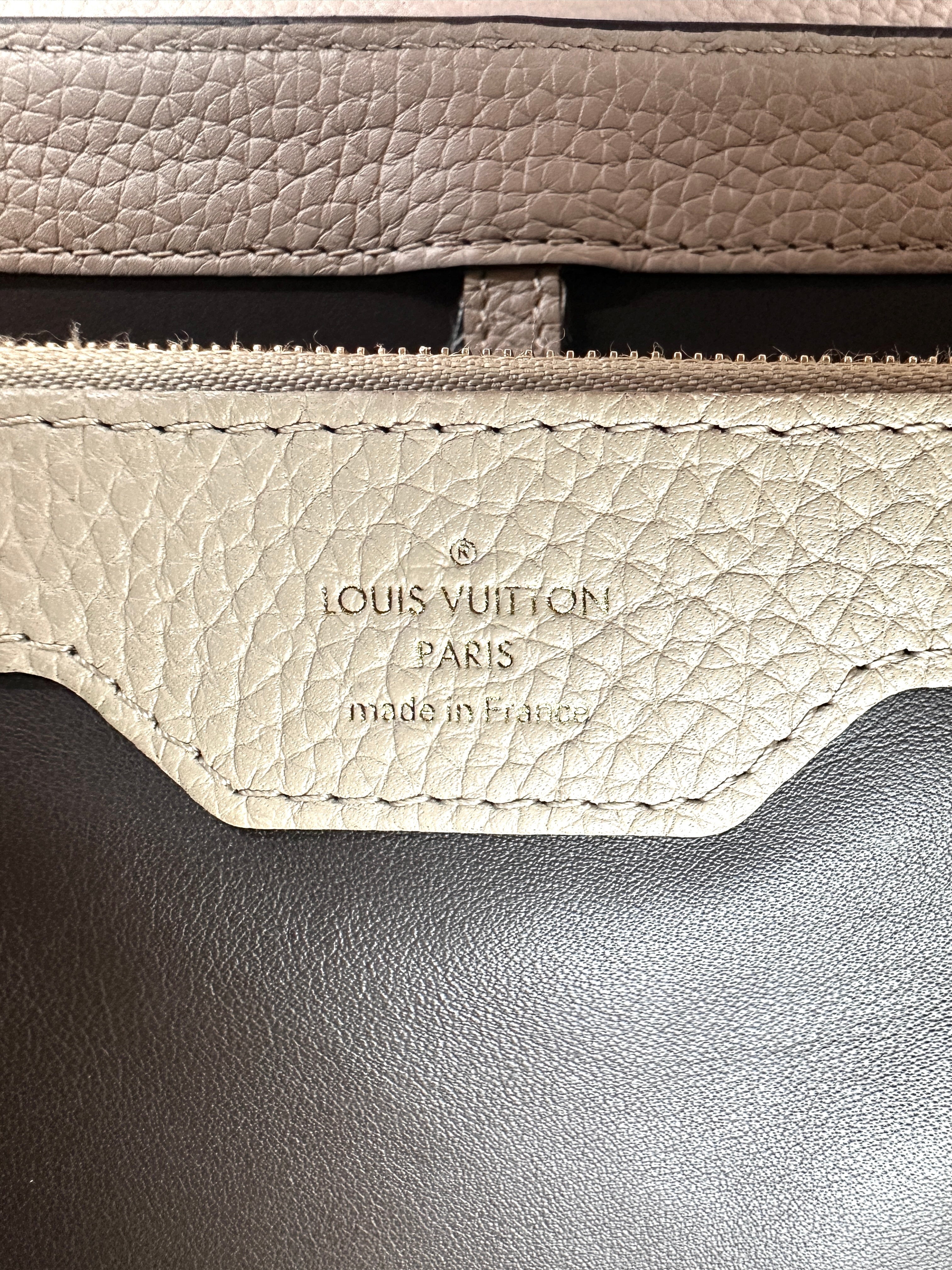 Louis Vuitton Capucines GM Grey Leather Python Handle Bag LV2808