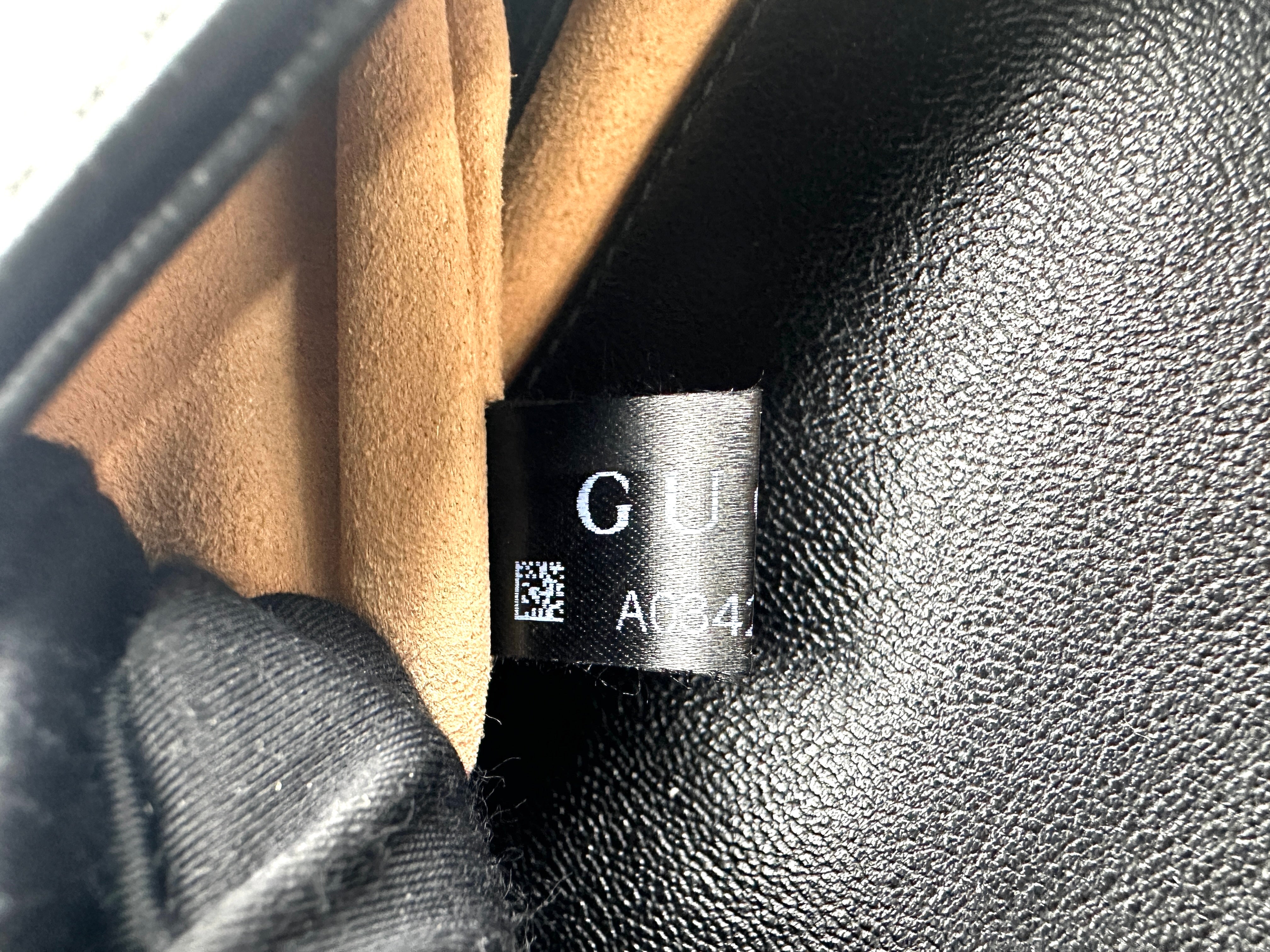 Gucci Dahlia Black Leather Shoulder Bag GG1056