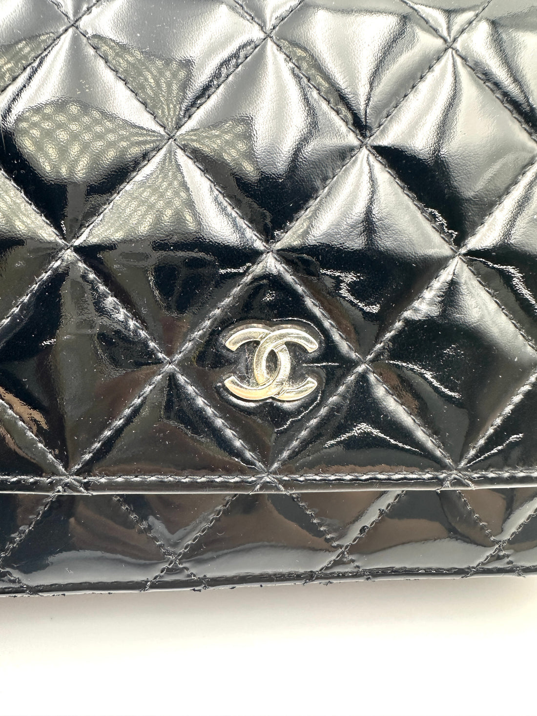 Chanel Black Quilted Patent Leather Wallet On Chain(18***66) CC1995