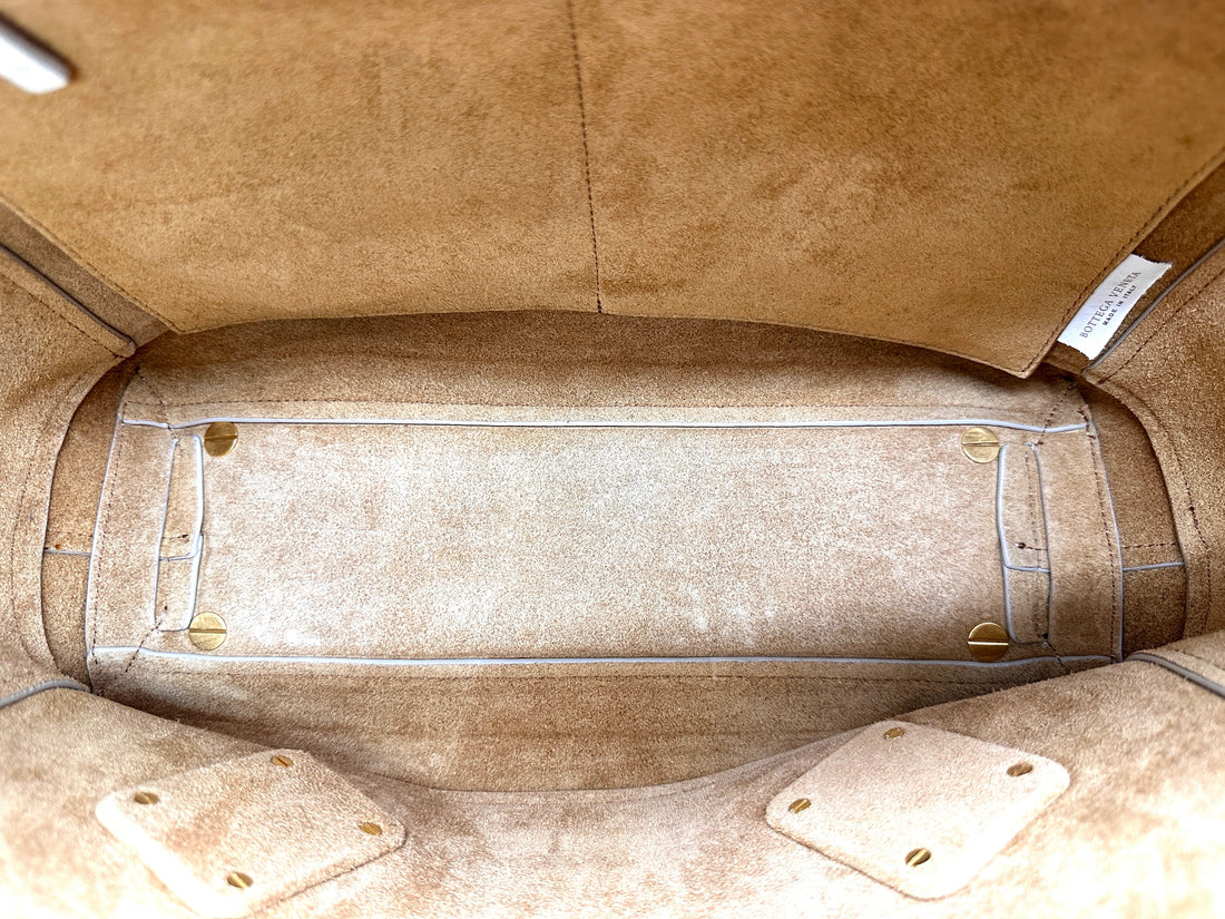 Bottega Veneta Arco White Leather Tote Handle Bag BV130