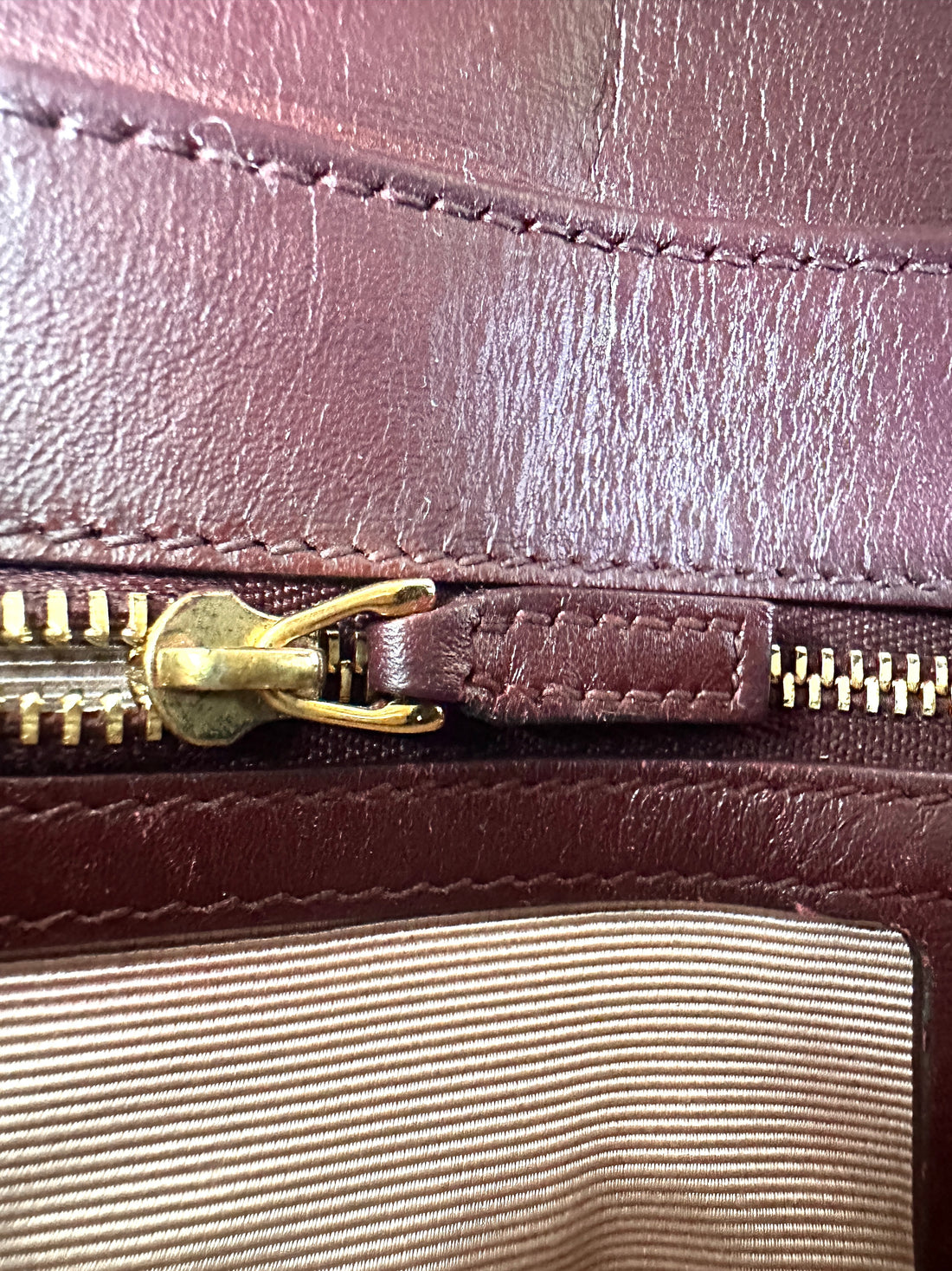 Gucci Arli Burgundy Leather Shoulder Bag GG1055