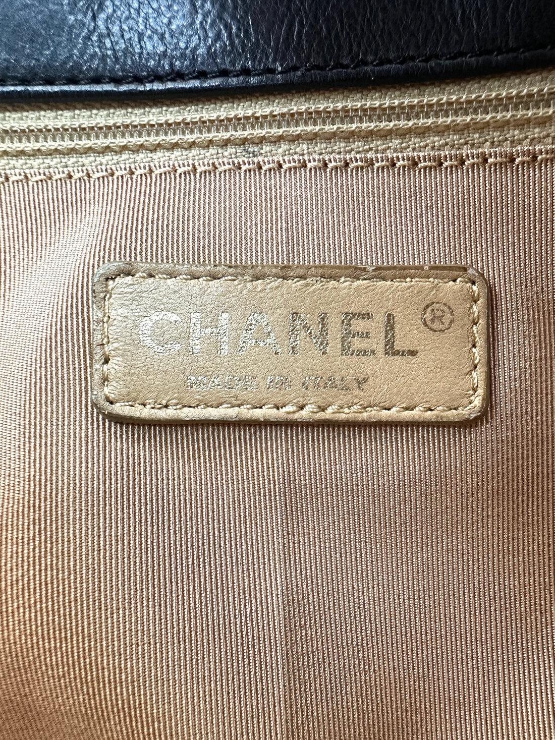 Chanel 13K Classic Flap Black Quilted Leather Shoulder Bag With Gold Buckle(17***61) IRIS228