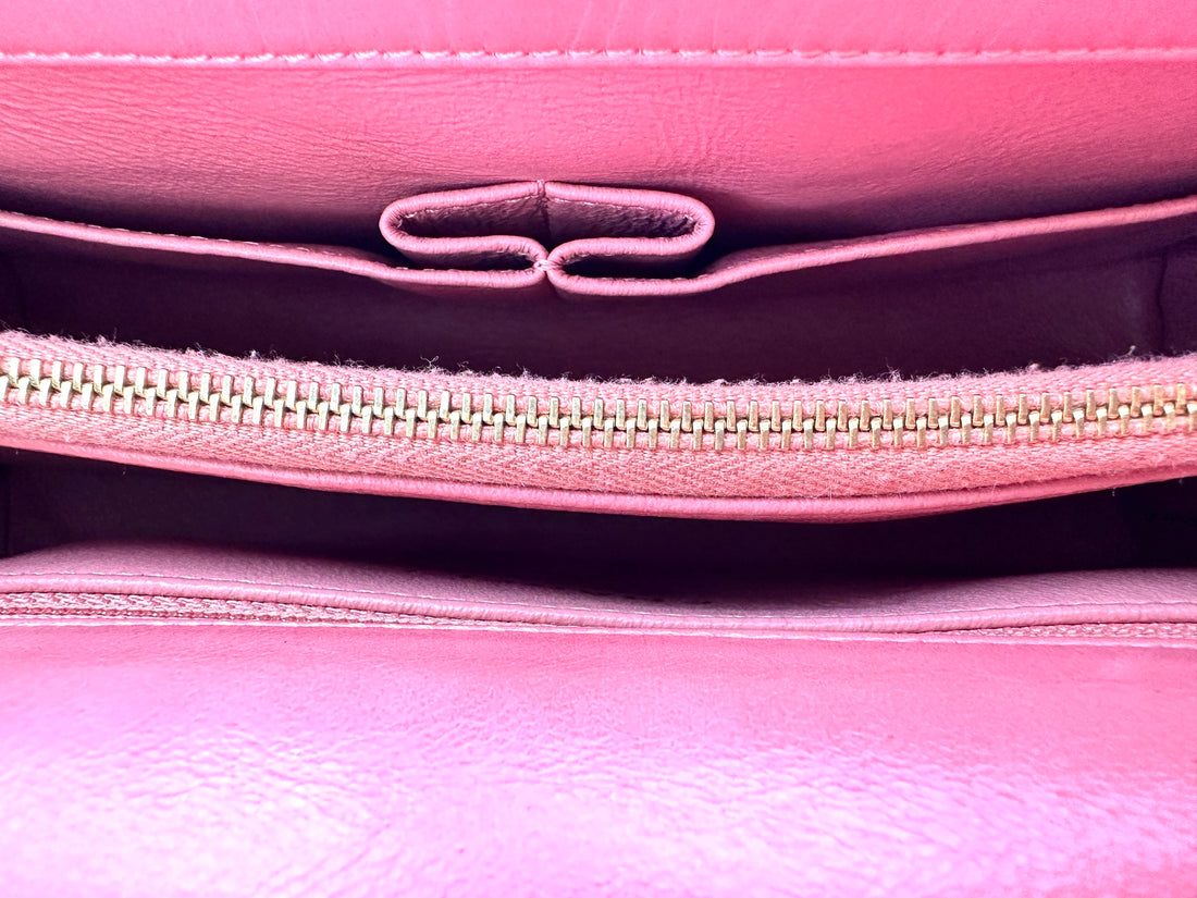Chanel CoCo Handle Pink Chevron Quilted Calfskin Medium Size Shoulder Bag(25***39) CC1998