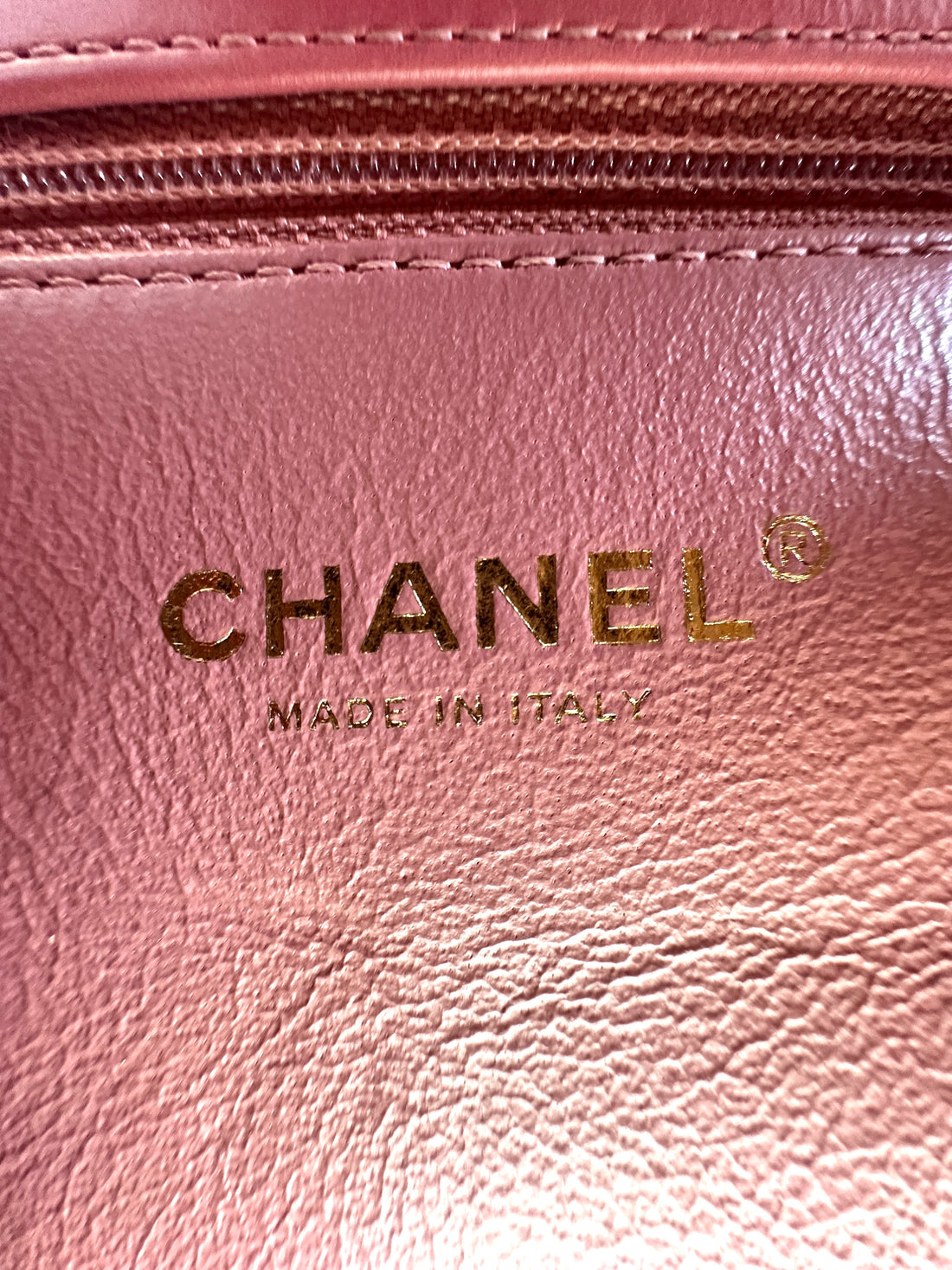Chanel CoCo Handle Pink Chevron Quilted Calfskin Medium Size Shoulder Bag(25***39) CC1998