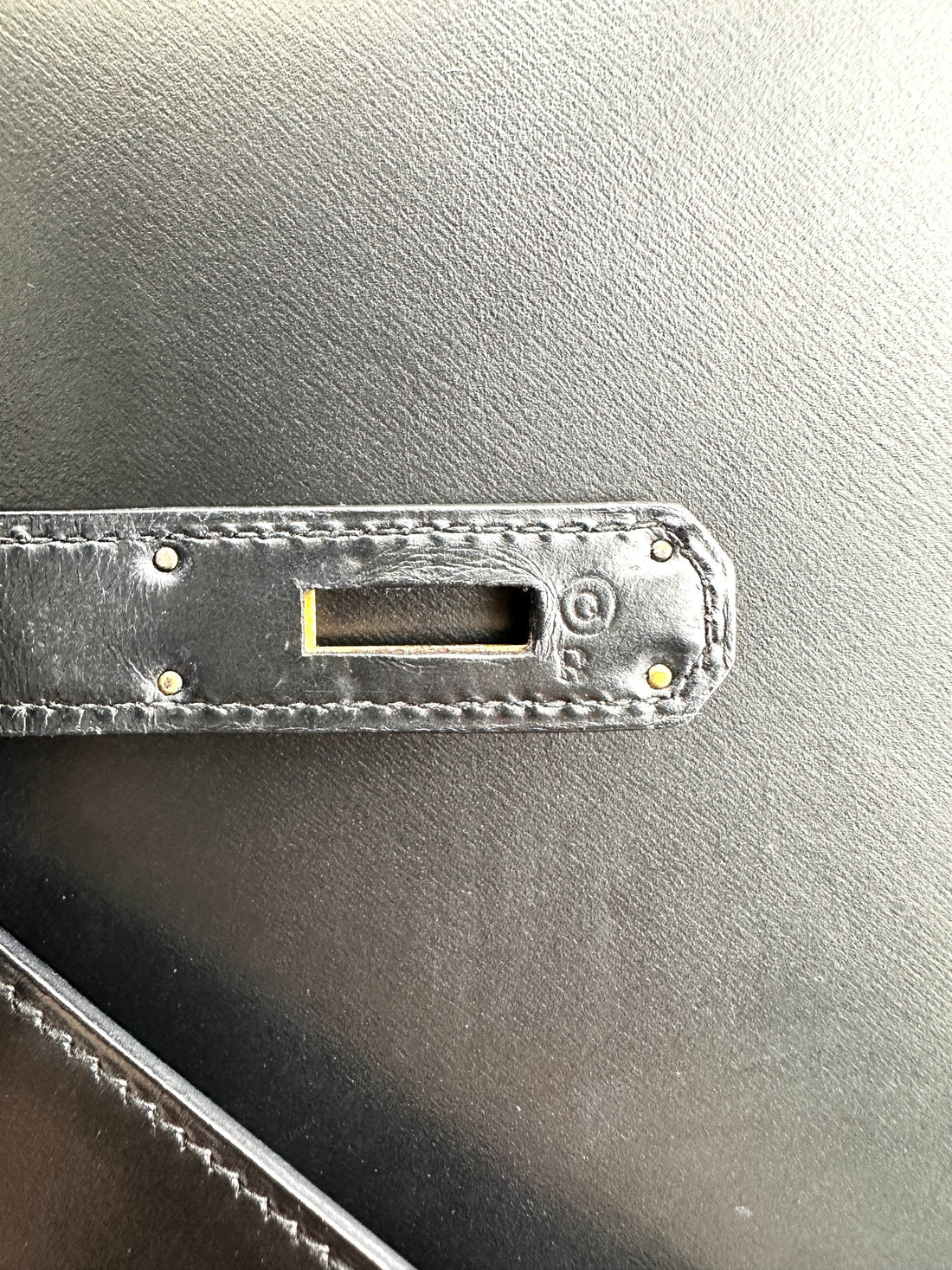 Hermes Kelly Black Leather Top Handle Bag HR110-1