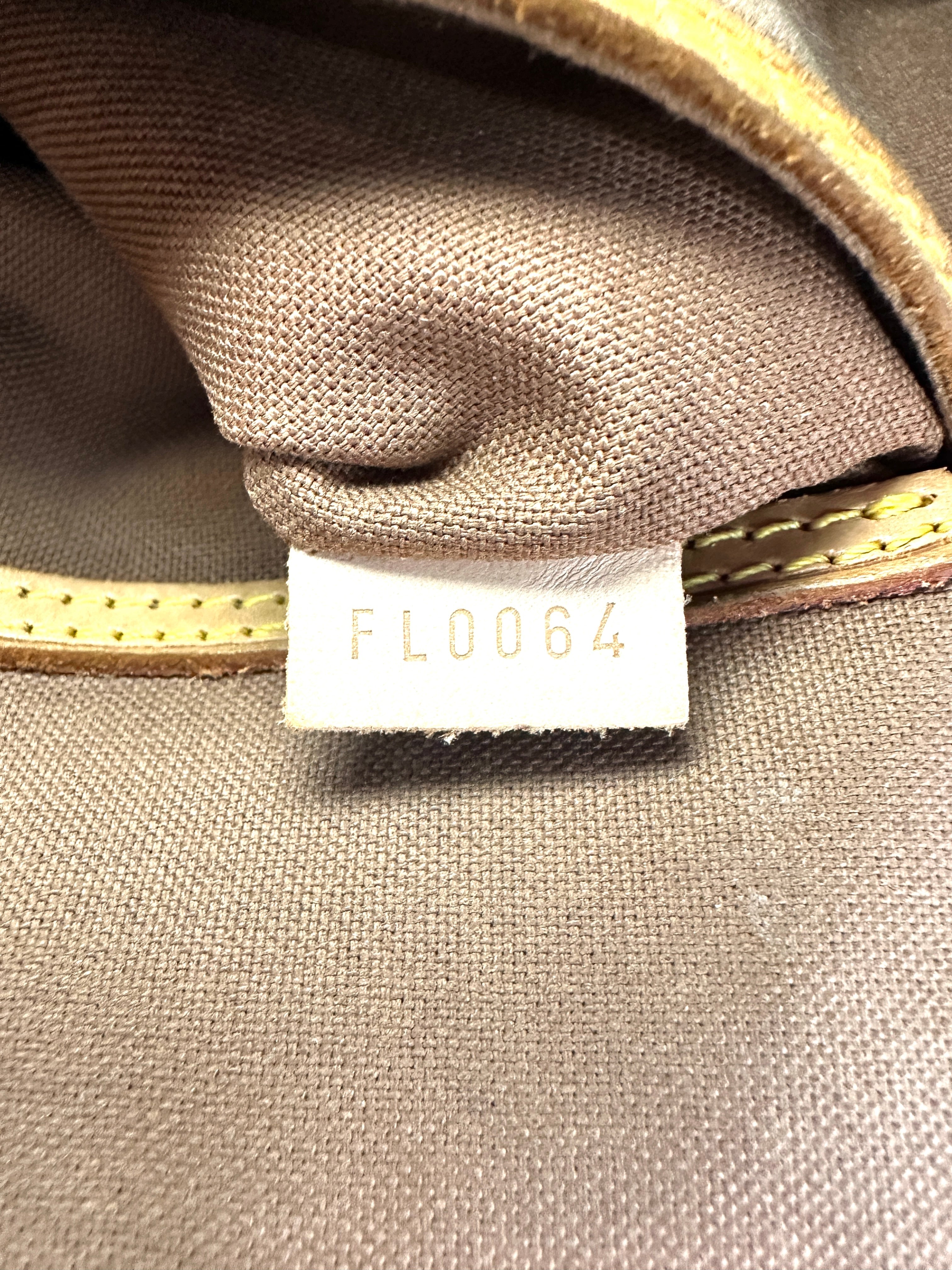 Louis Vuitton Alma Monogram Canvas Handle Bag LV2796