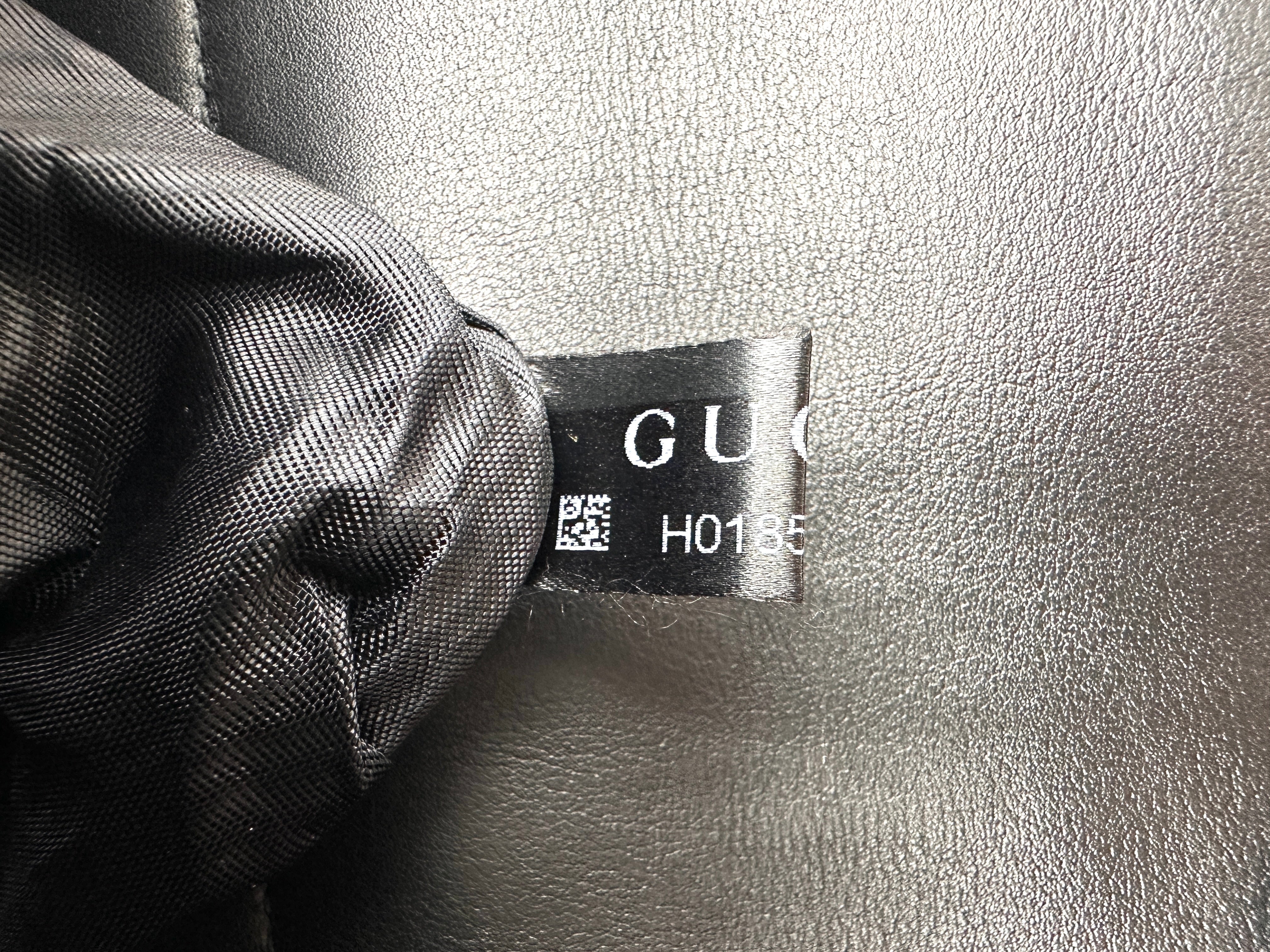 Gucci Interlocking Black Leather Shoulder Bag GG1058