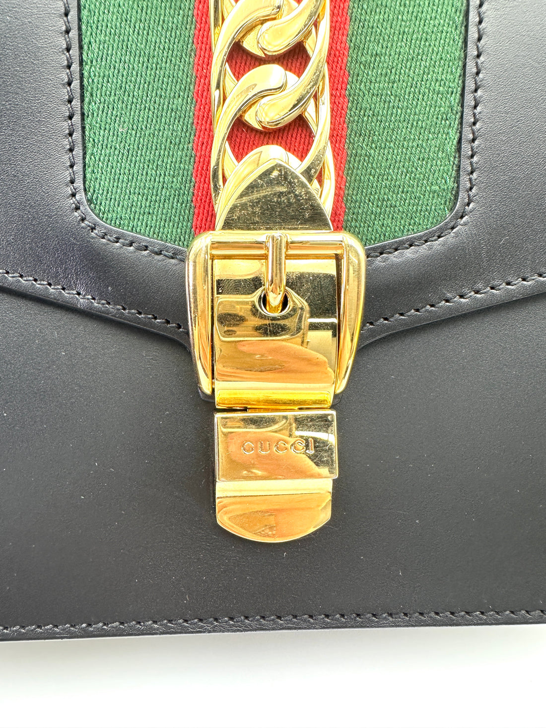 Gucci Sylvie Black Leather Shoulder Bag GG1061
