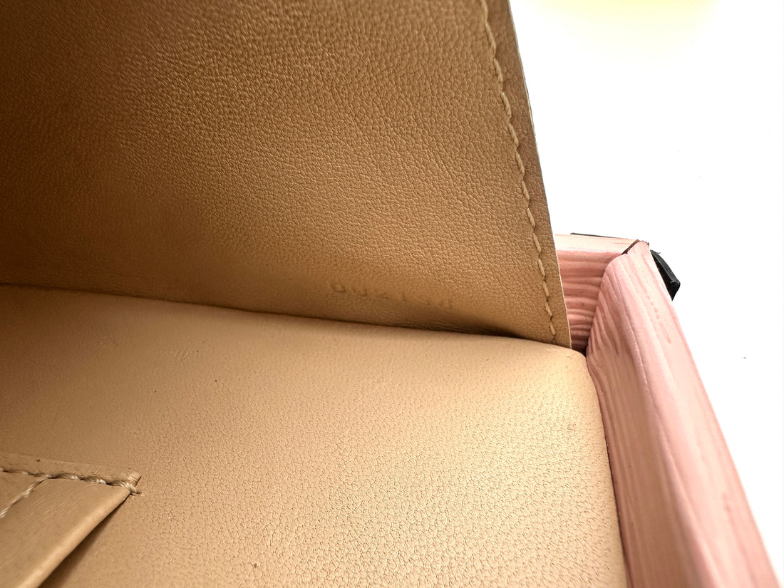 Louis Vuitton Petite Malle Pink Epi Leather Shoulder Bag LV2798