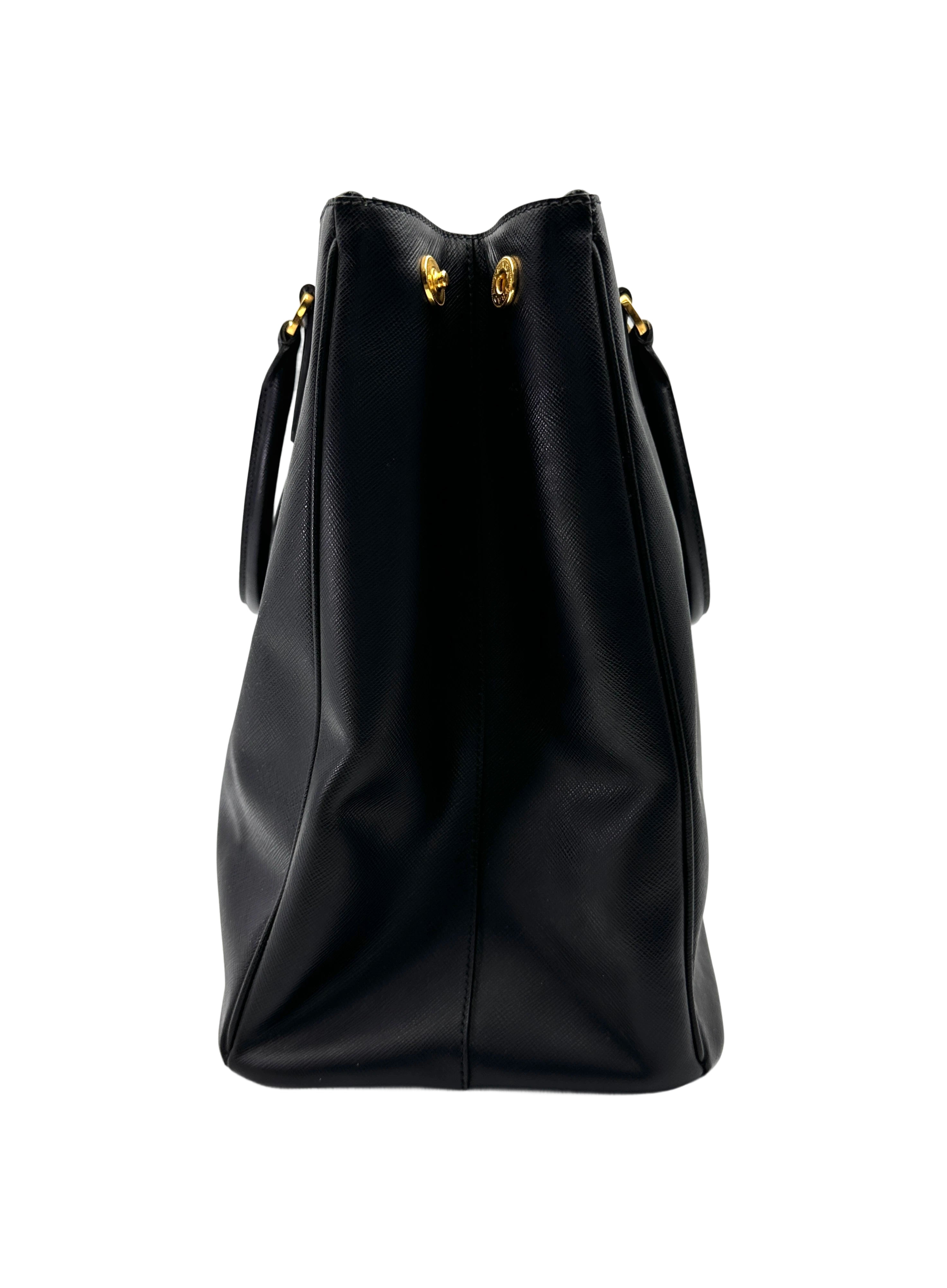 Prada Galleria Black Saffiano Leather Large Size Handle Bag PR363