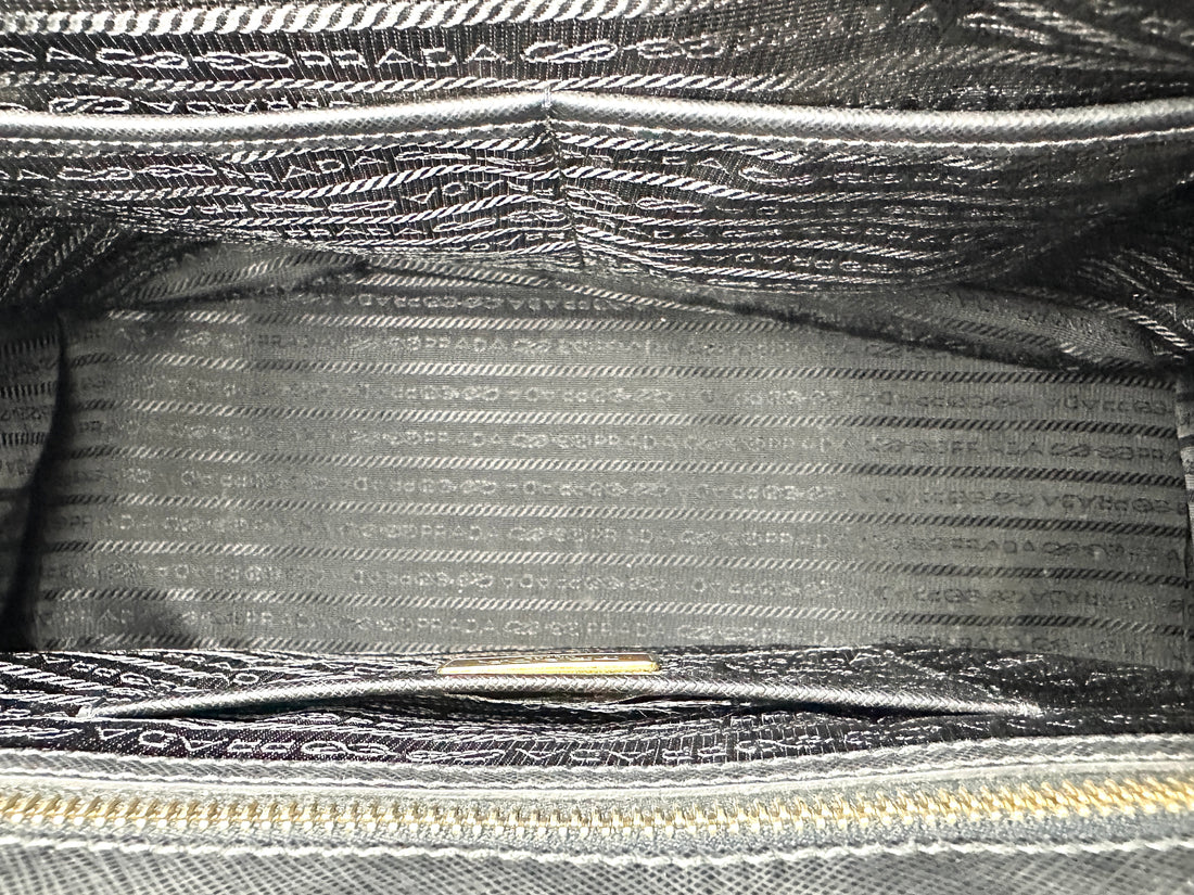 Prada Galleria Black Saffiano Leather Large Size Handle Bag PR363