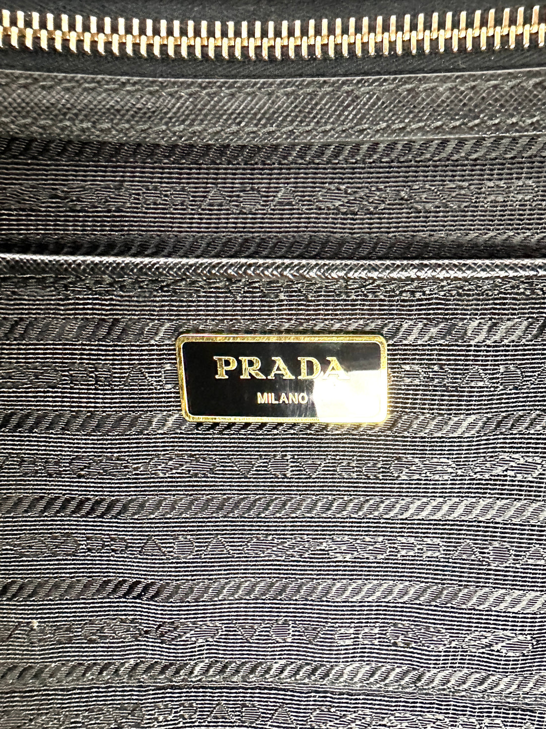Prada Galleria Black Saffiano Leather Large Size Handle Bag PR363