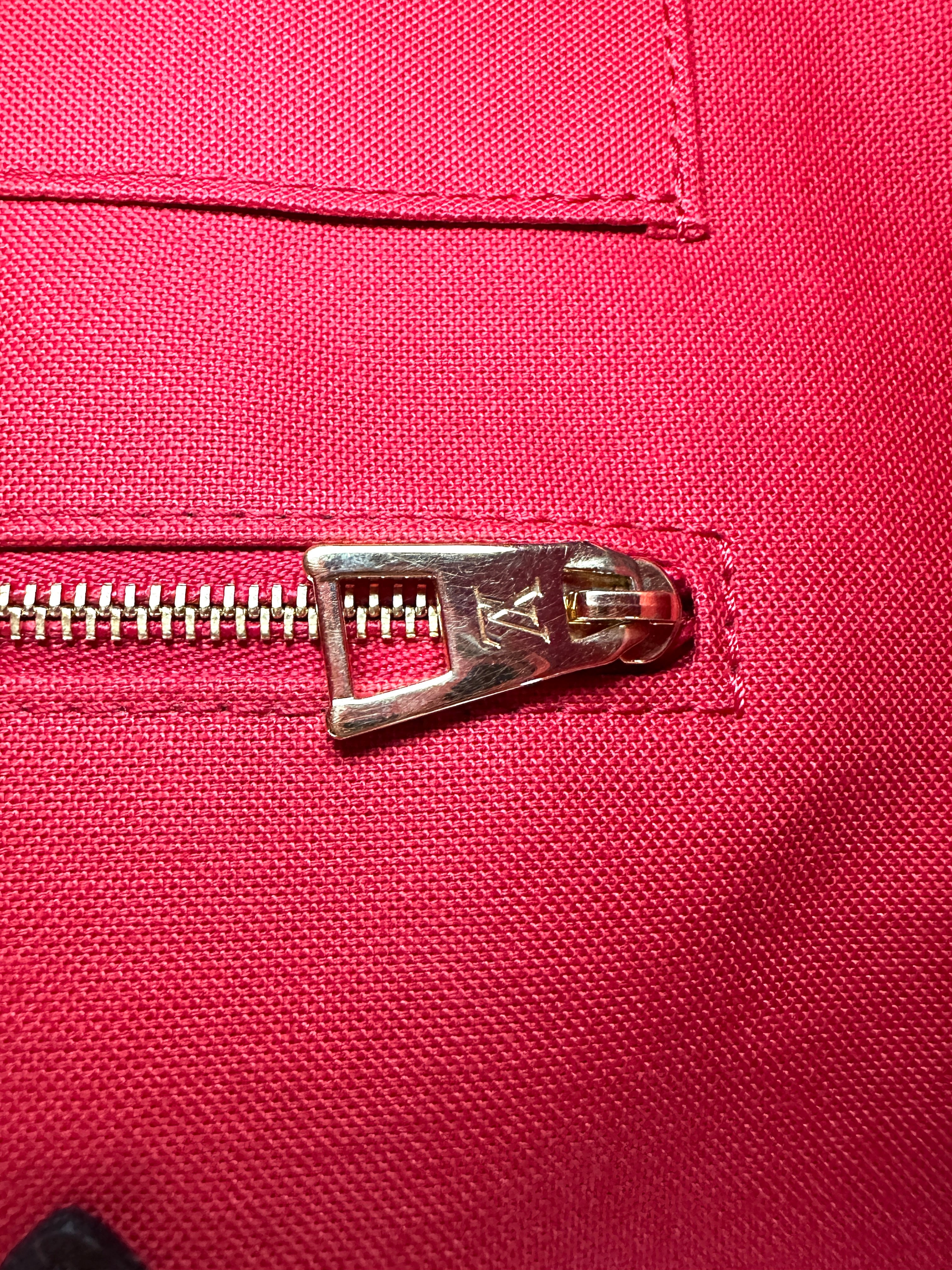 Louis Vuitton Onthego GM Monogram Canvas Handle Bag LV2799