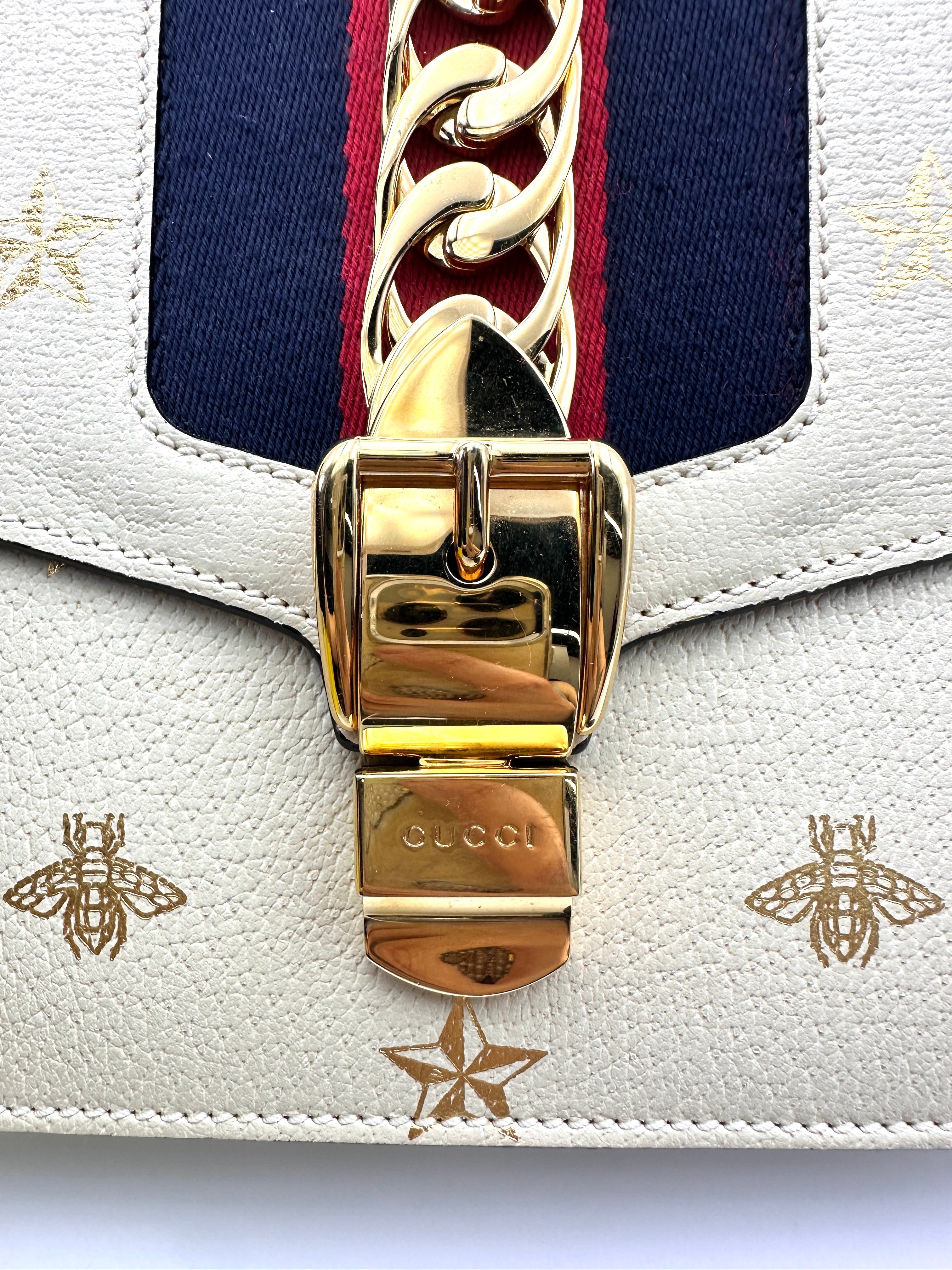 Gucci Sylvie Bee Star White Leather Medium Size Shoulder Bag GG1082