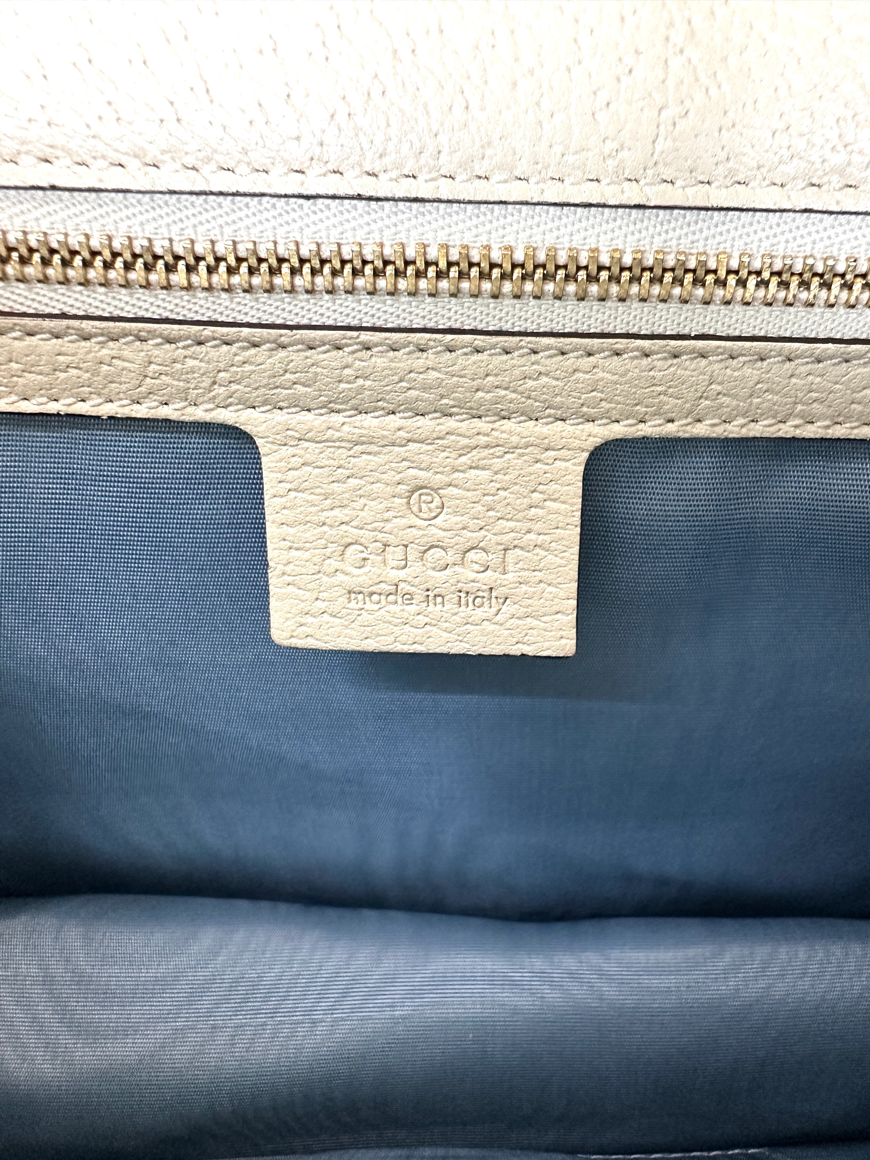 Gucci Sylvie Bee Star White Leather Medium Size Shoulder Bag GG1082