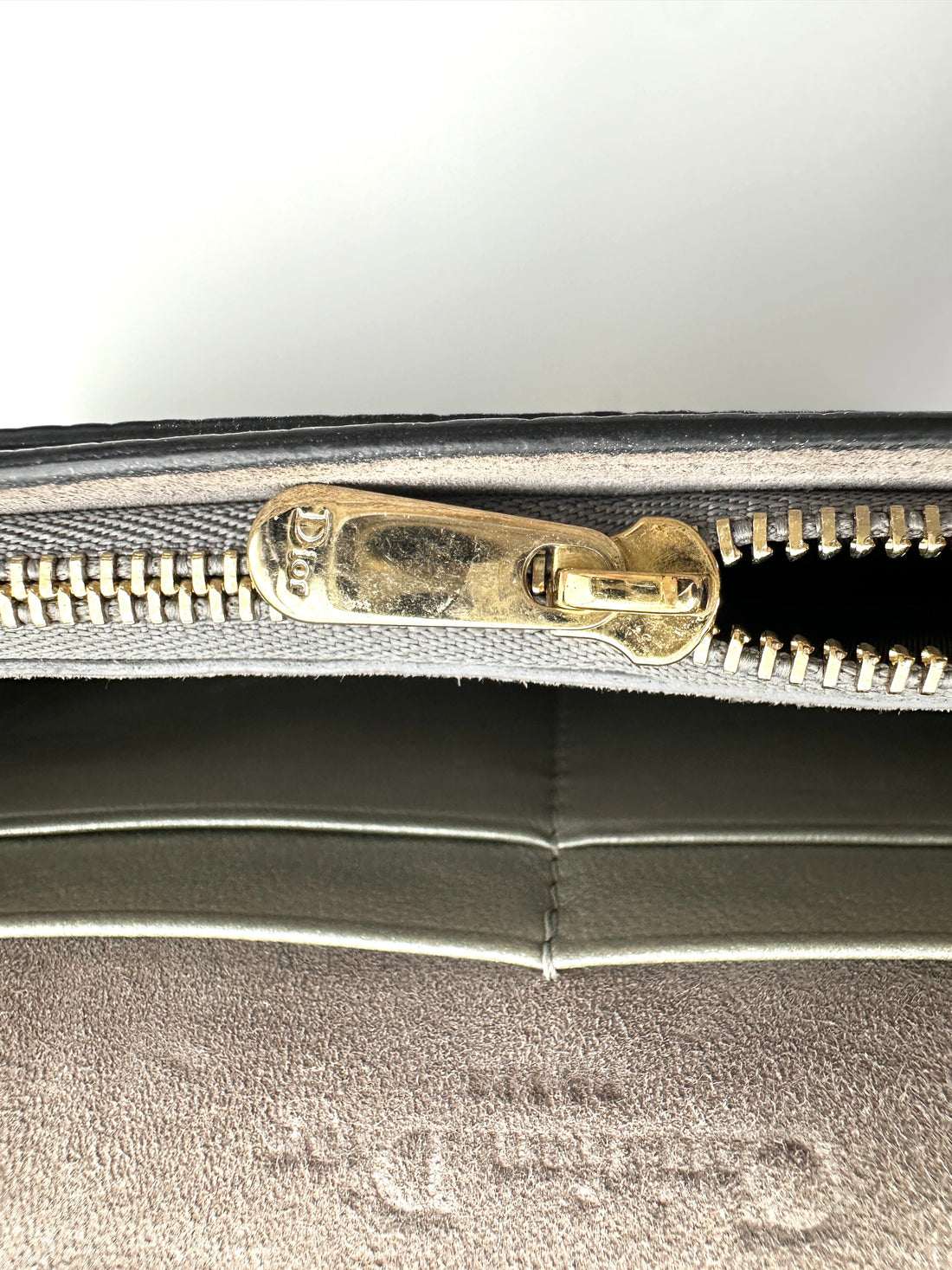 Christian Dior Lady Dior Silver Cannage Leather Chain Clutch DR742