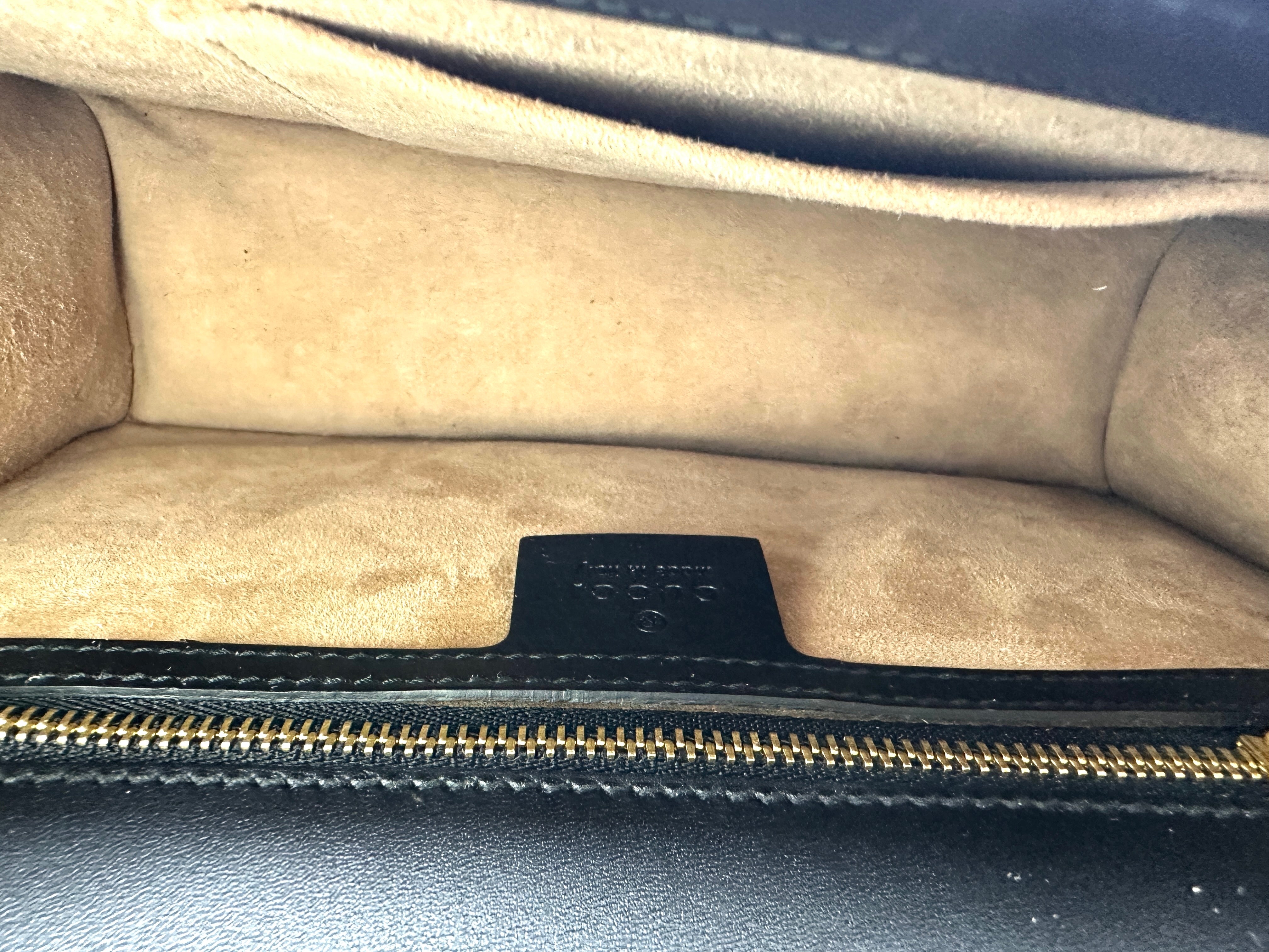 Gucci Sylvie Black Leather Medium Size Shoulder Bag GG1077