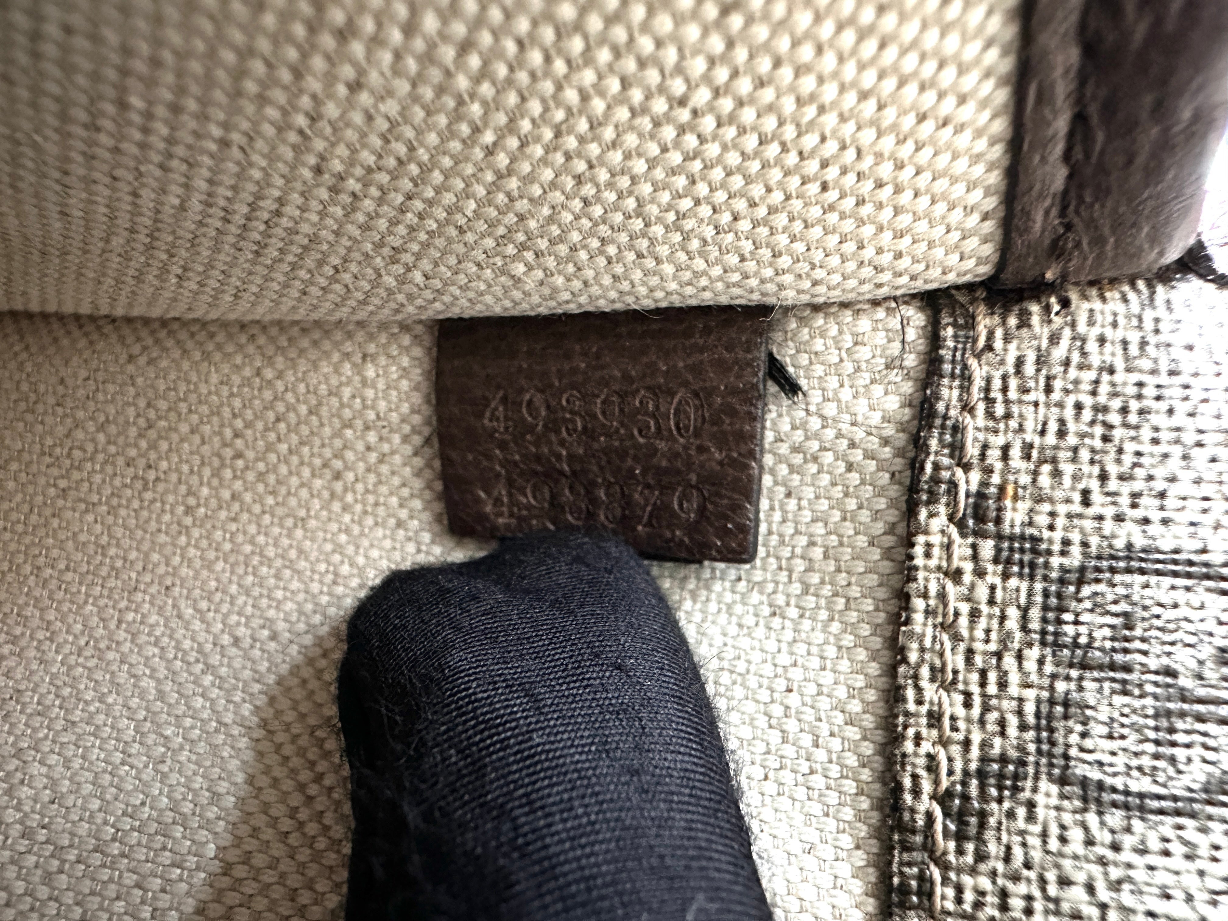 Gucci Neo GG Supreme Canvas Belt Bag GG1068