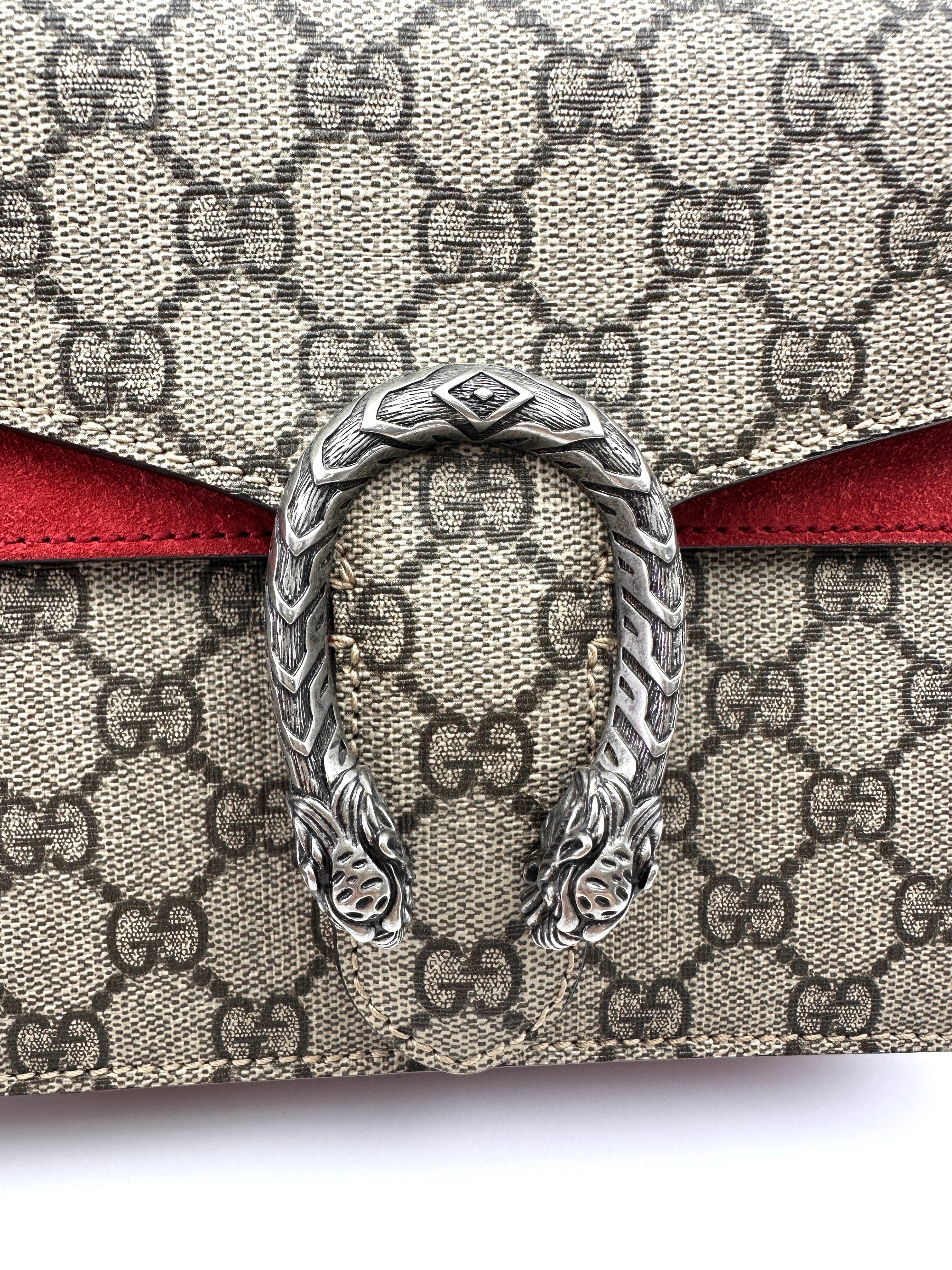 Gucci Dionysus GG Supreme Canvas Small Size Shoulder Bag With Red Tirm GG1075