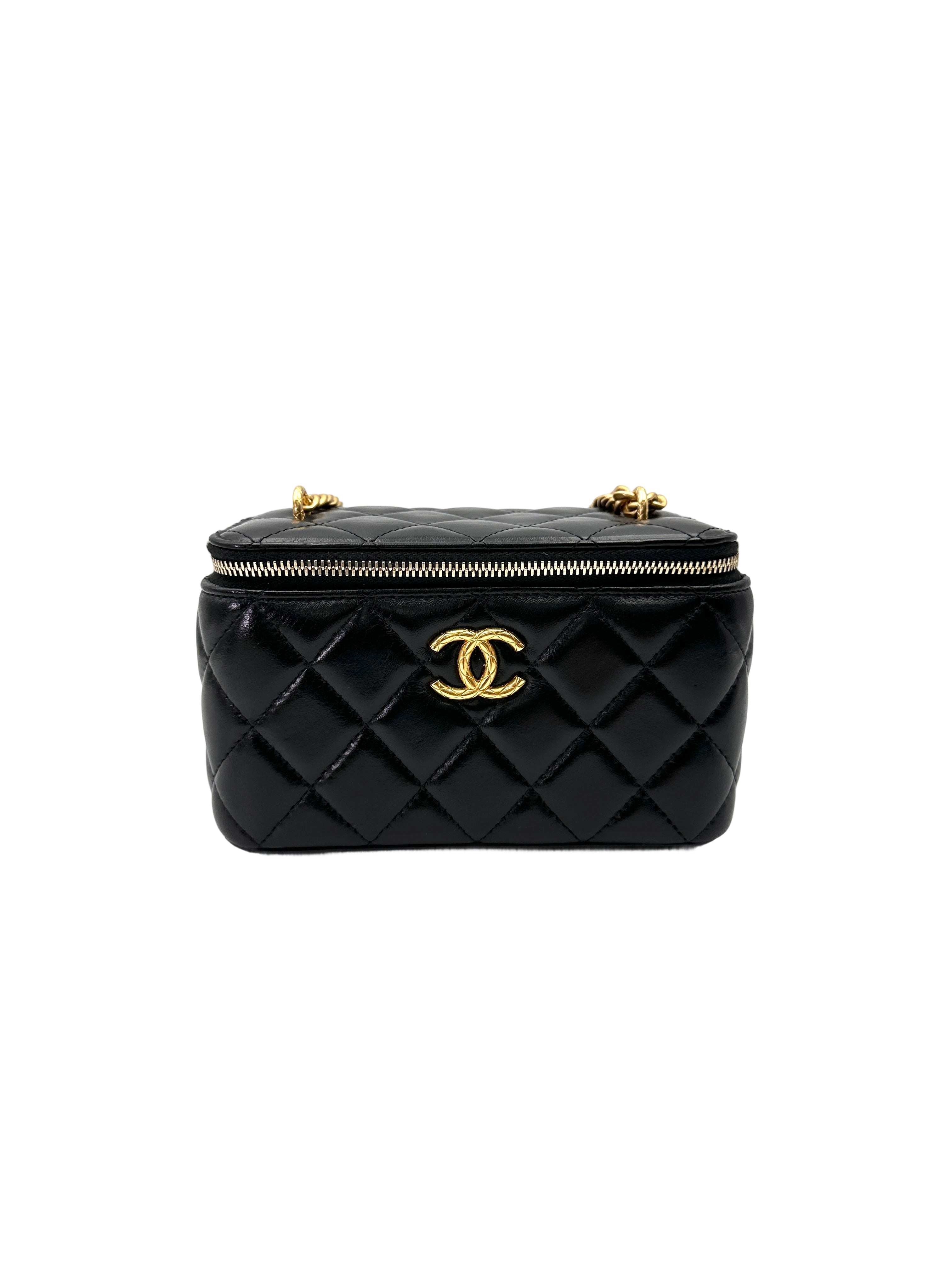 Chanel Black Quilted Lambskin Vanity Case With Gold Hardware(N1***86) CC1999