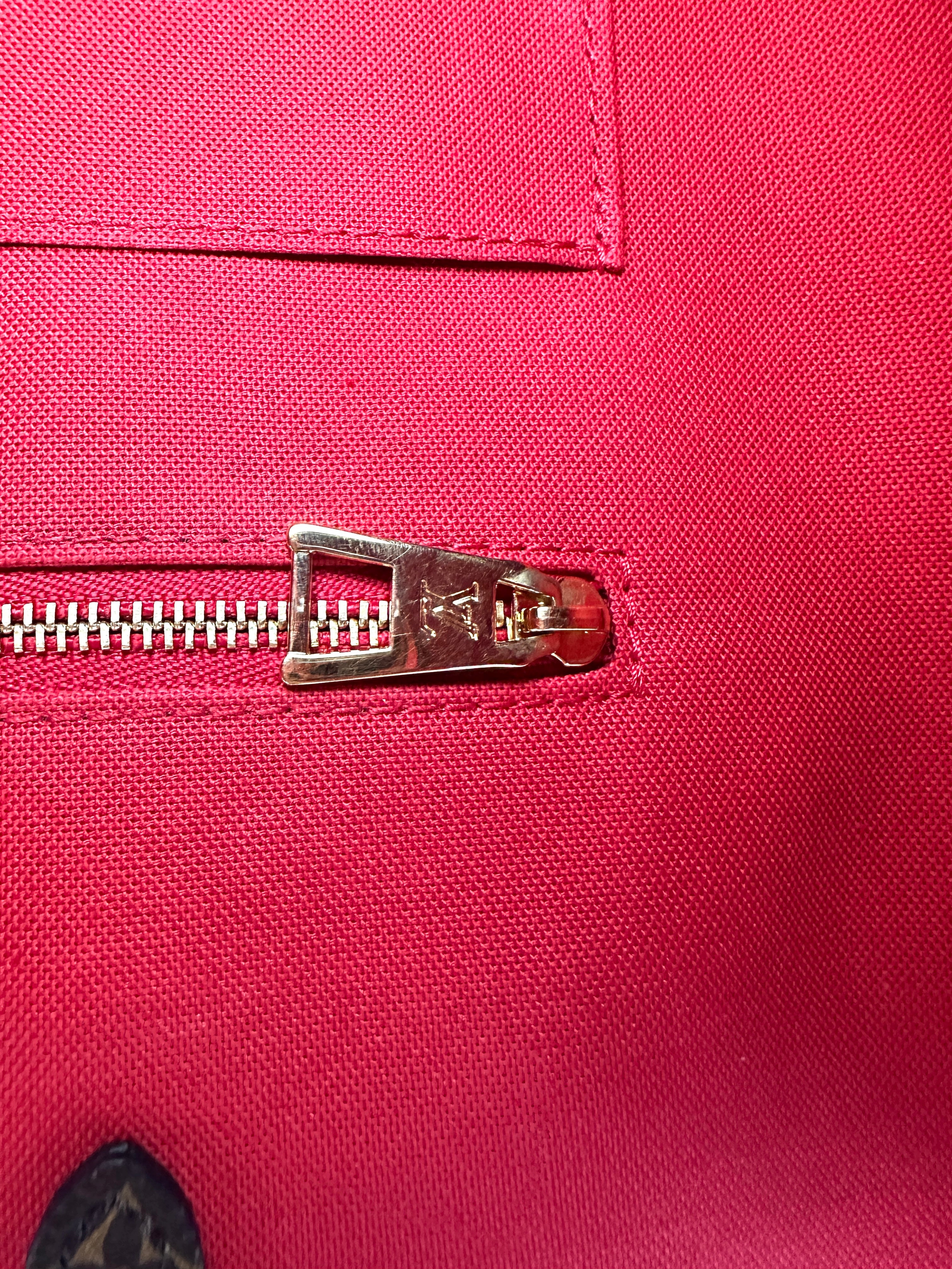 Louis Vuitton Onthego GM Monogram Canvas Handle Bag LV2806