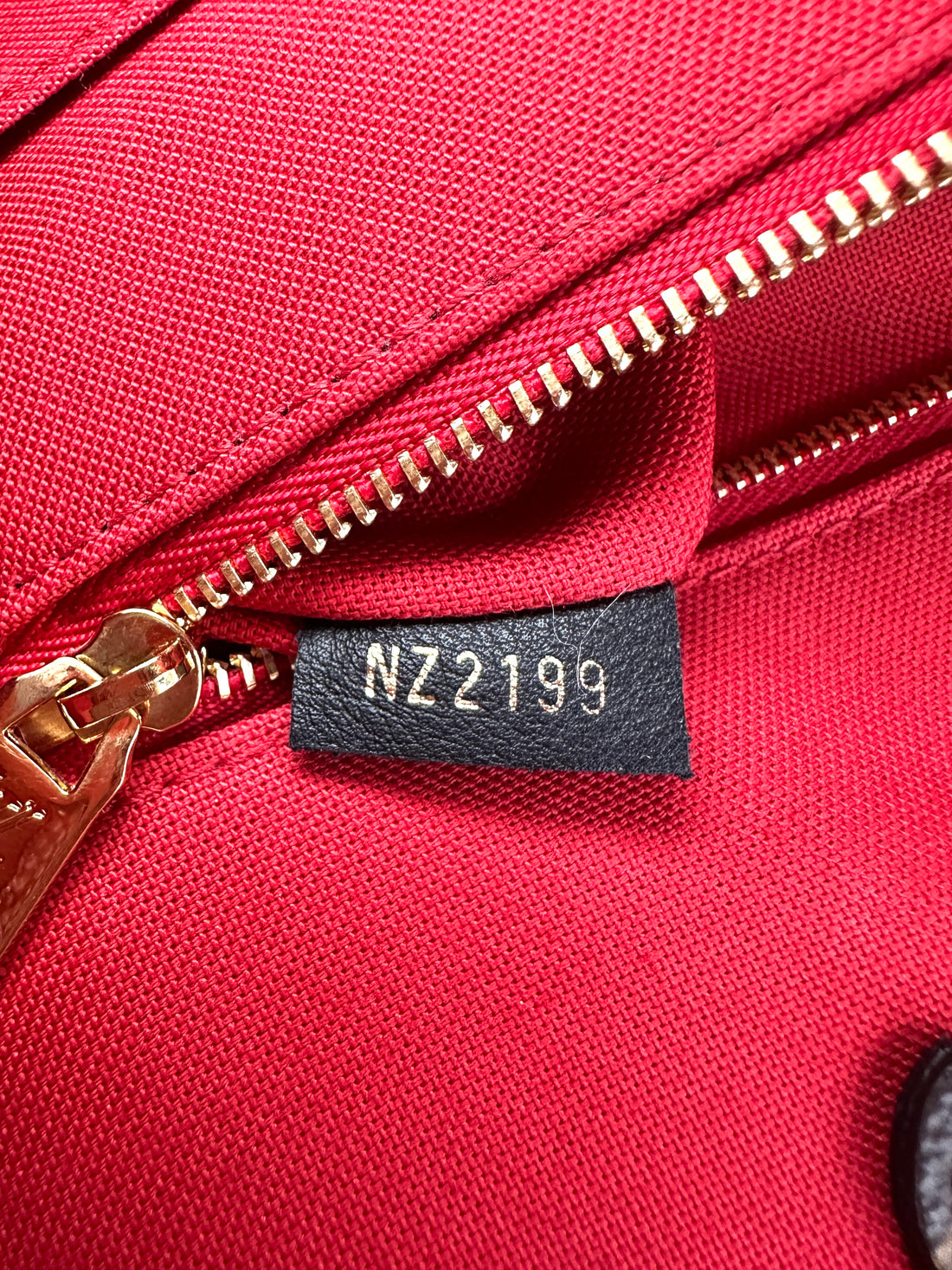 Louis Vuitton Onthego GM Monogram Canvas Handle Bag LV2806